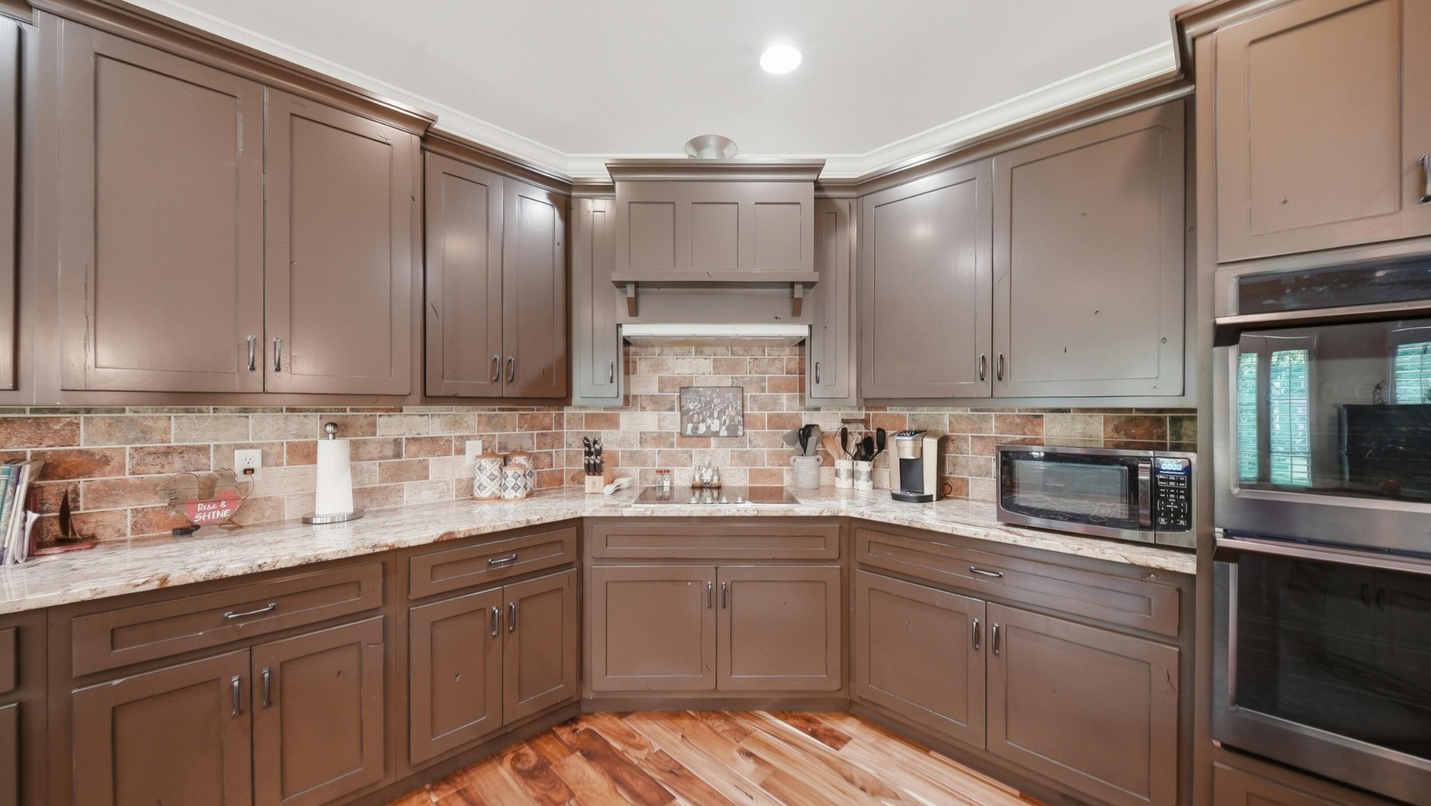 1010 Buckingham Way Property Photo 15