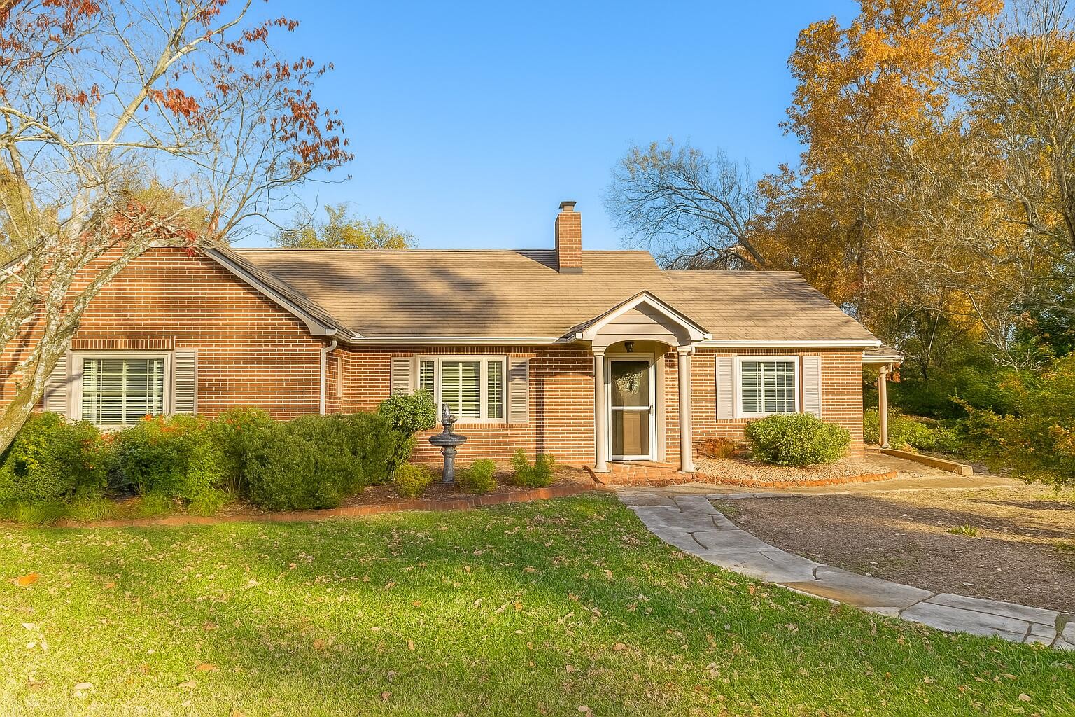 2920 Ozark Road
