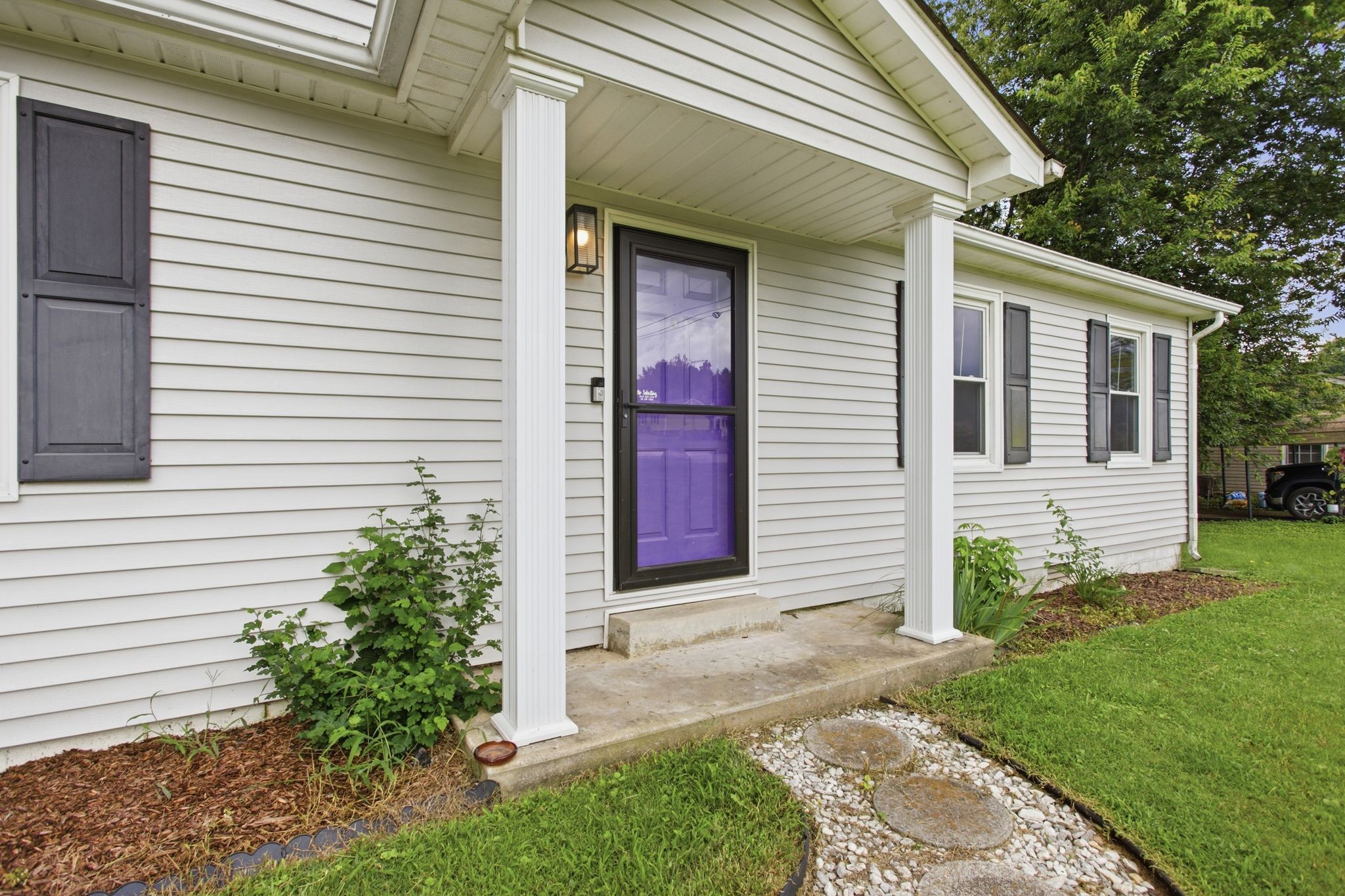 1615 Williamson Dr Property Photo 1