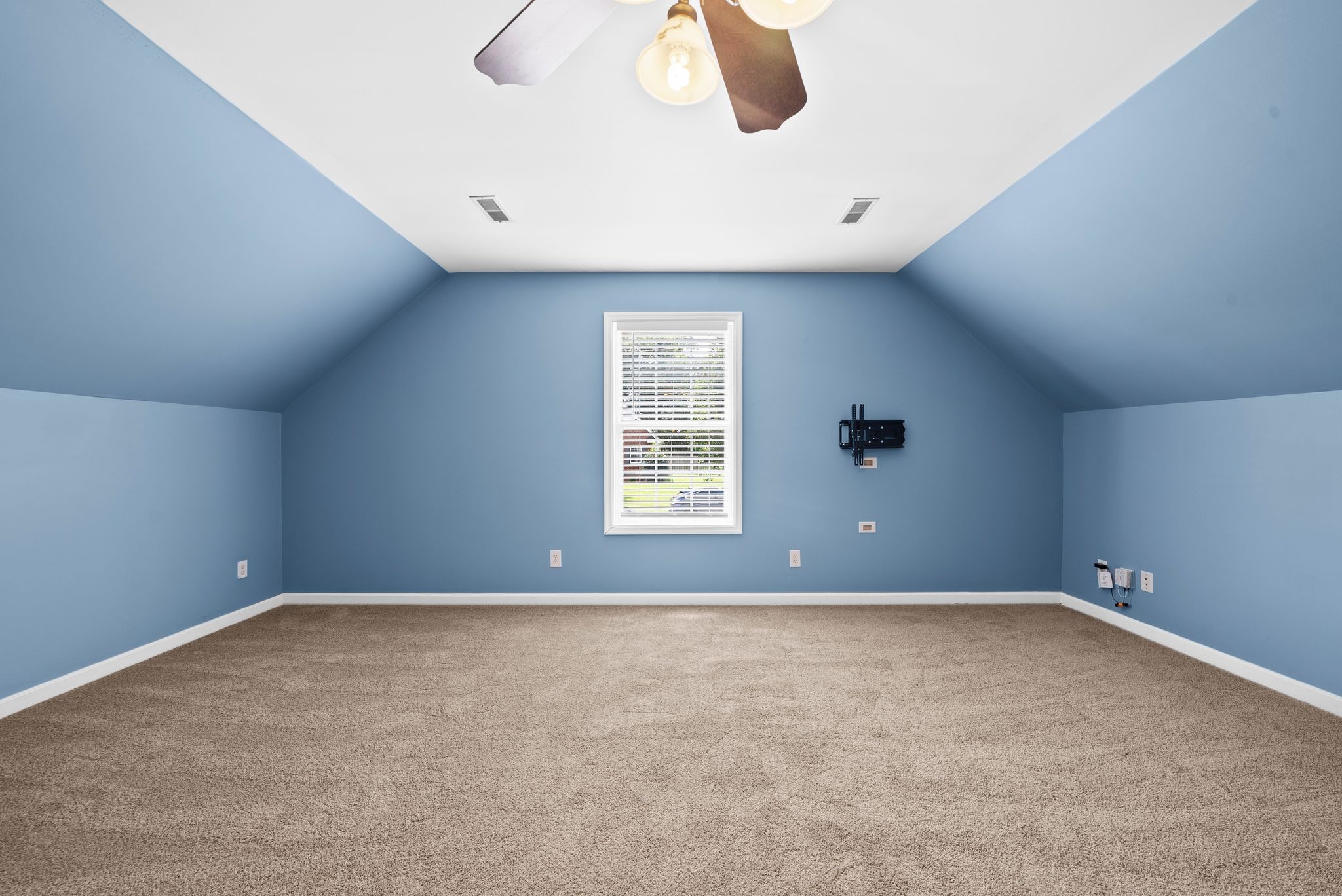 2608 Matchstick Pl Property Photo 34