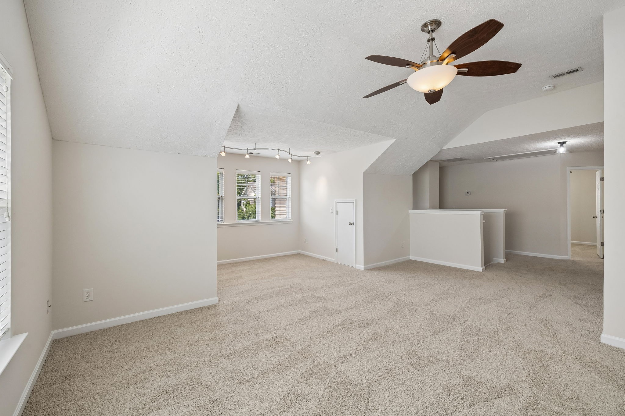 1432 Bern Dr Property Photo 19