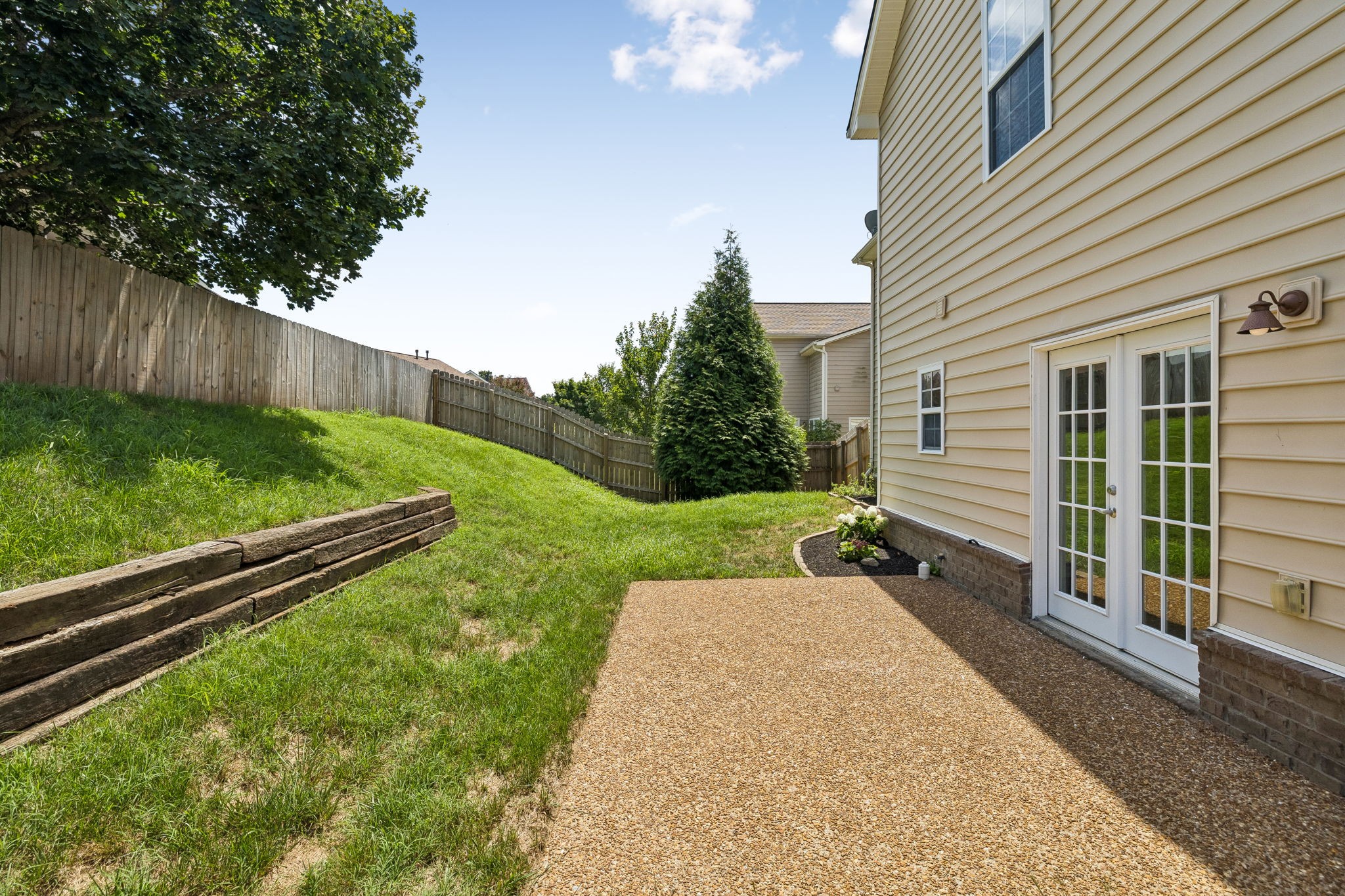 1432 Bern Dr Property Photo 27
