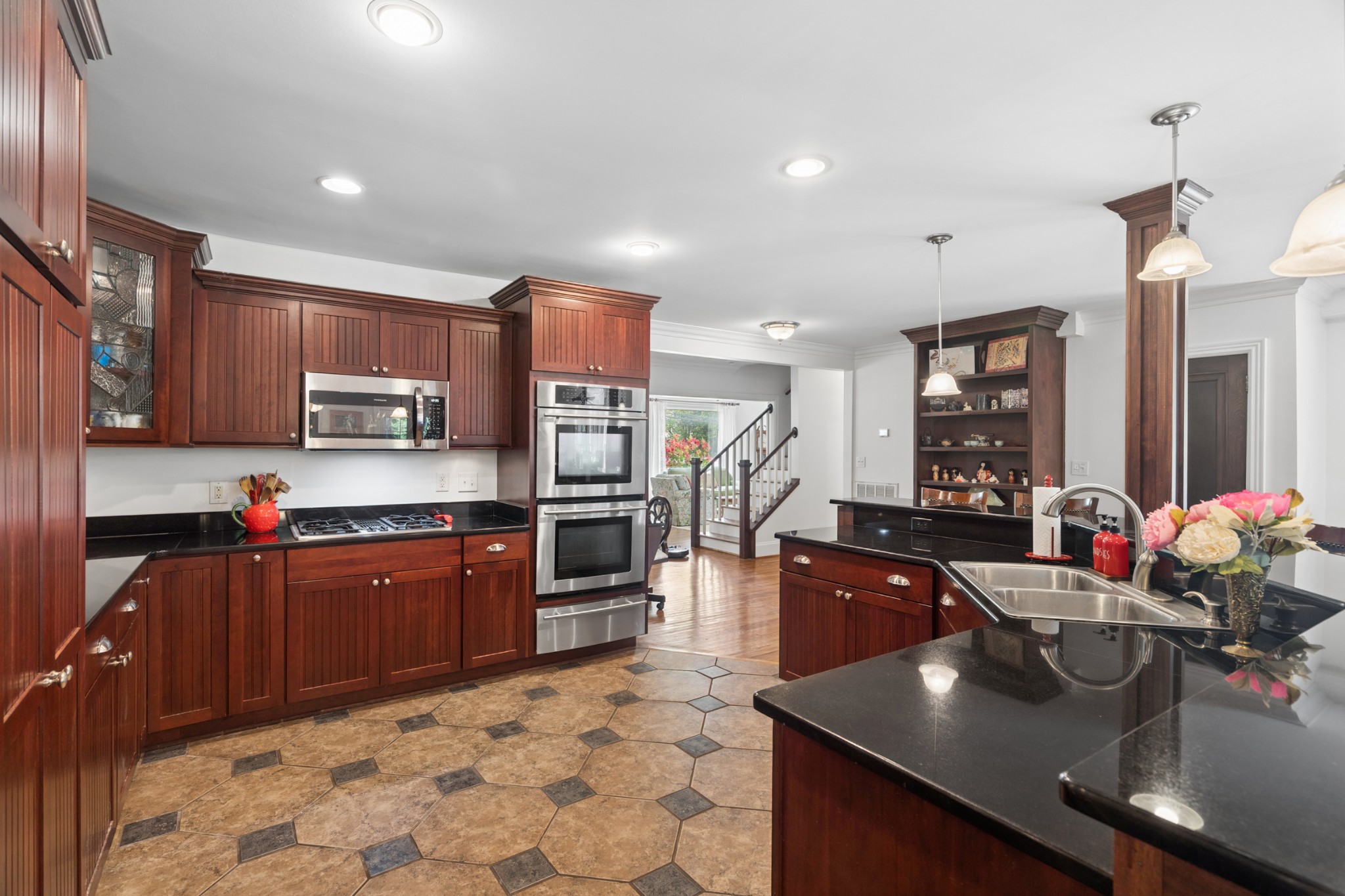 4409 Lealand Ln Property Photo 14