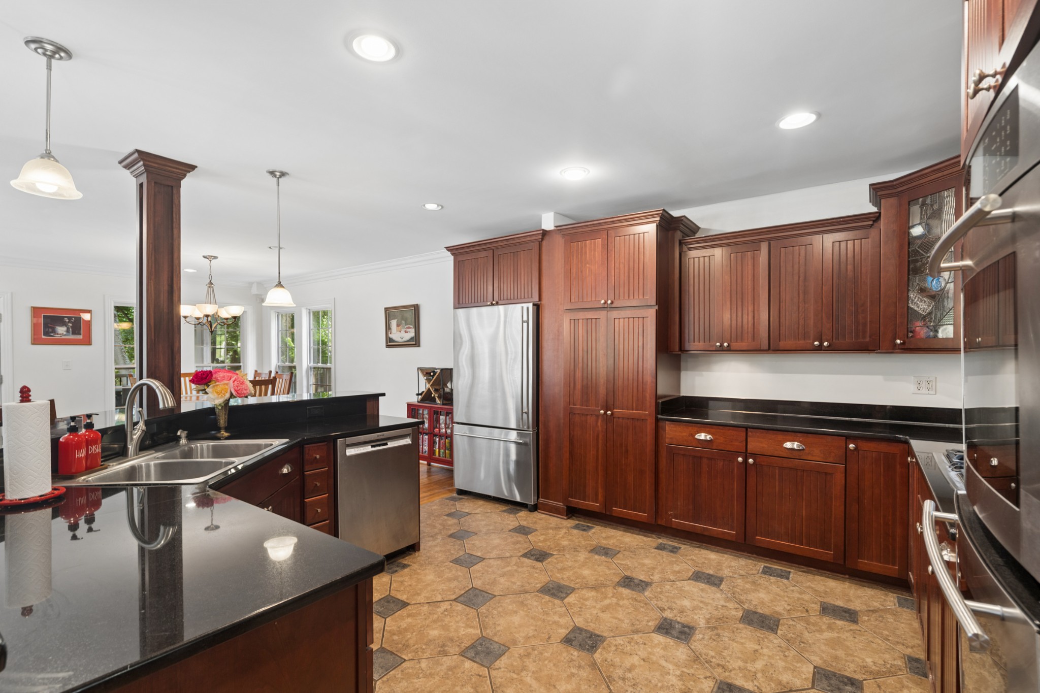 4409 Lealand Ln Property Photo 15