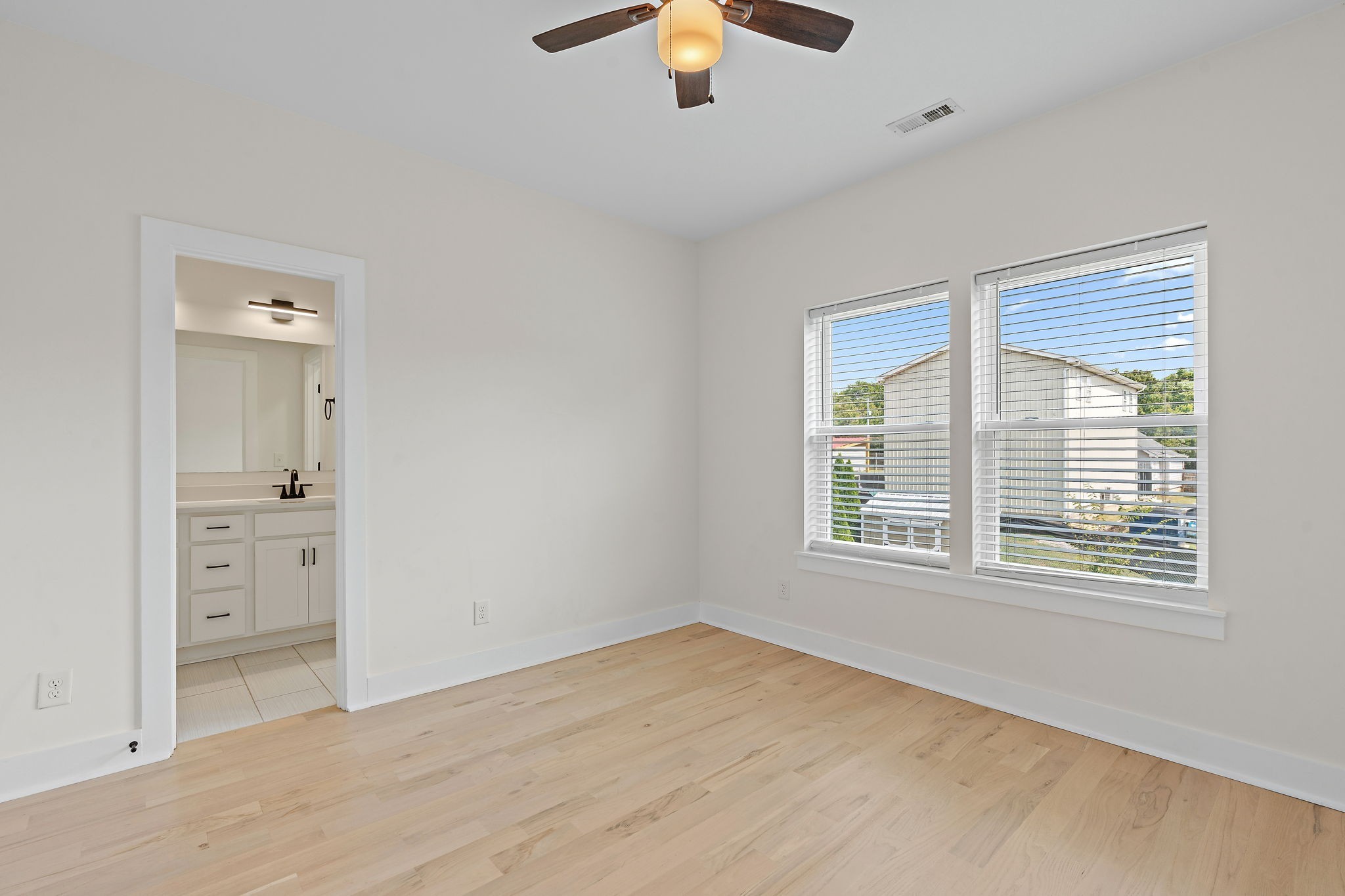 4122 Union St Property Photo 18