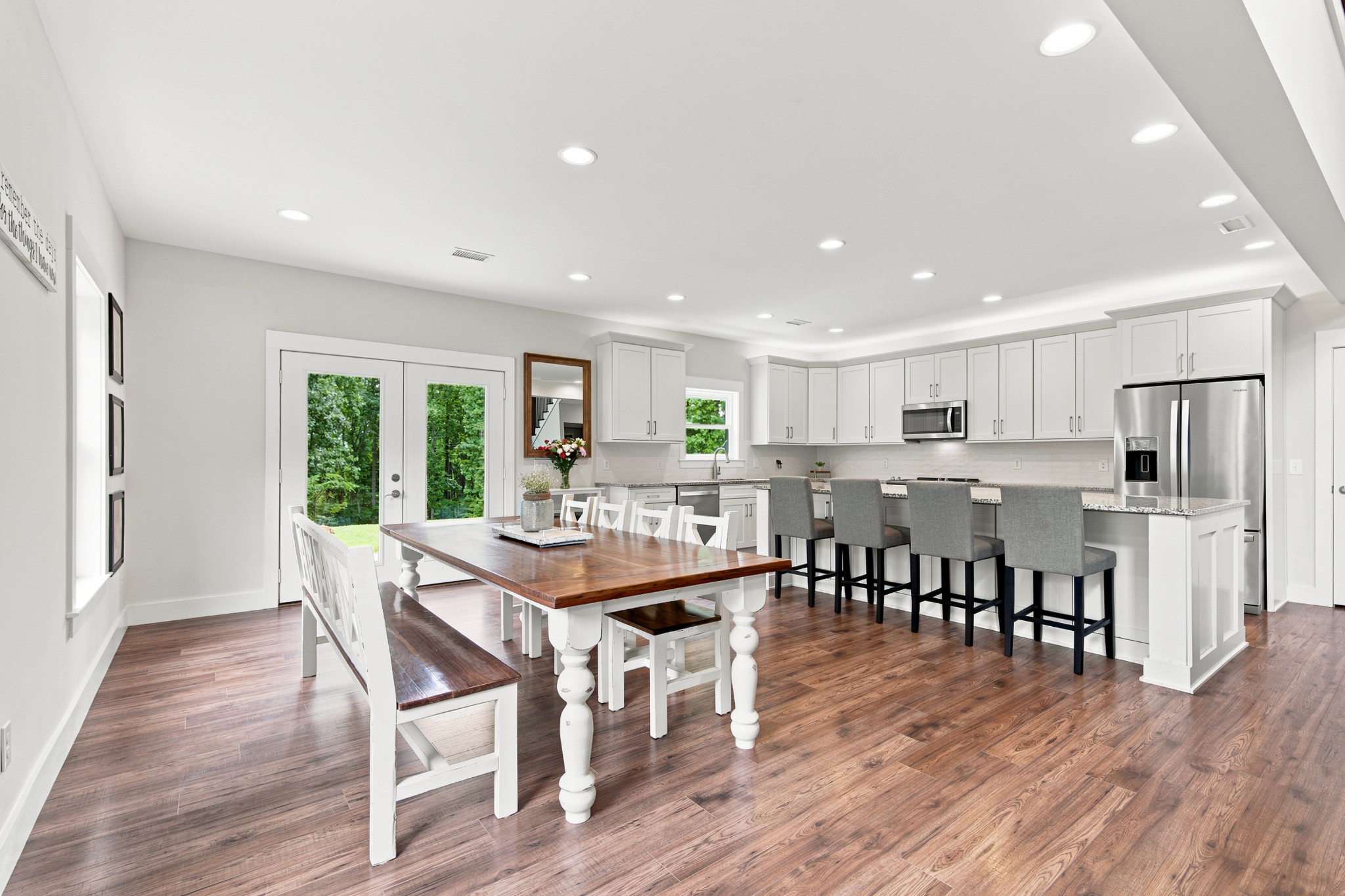 1658 Apache Trl Property Photo 11