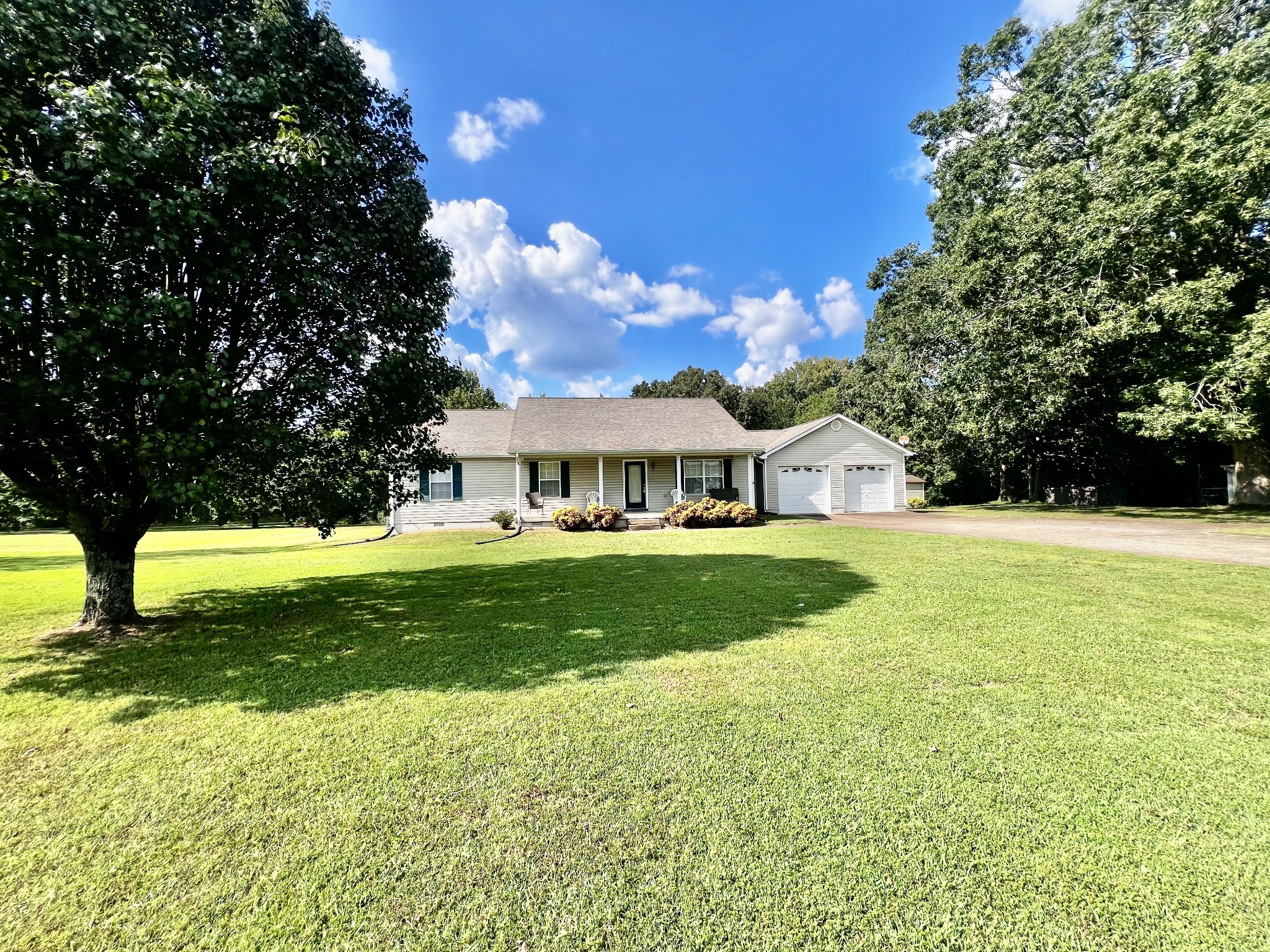 9124 Highway 20 Property Photo 1