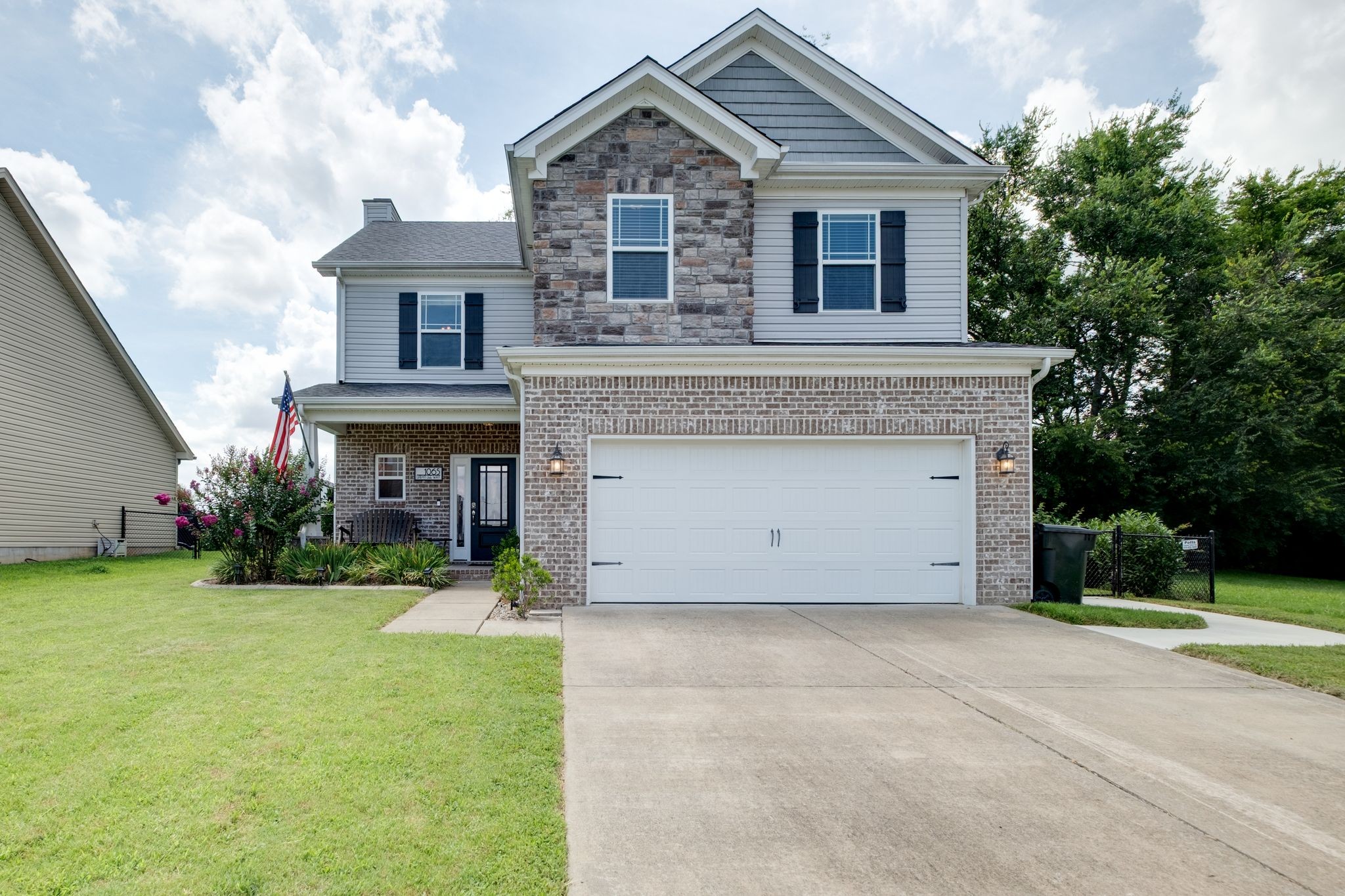1065 Lindyn Lee Way Property Photo 1