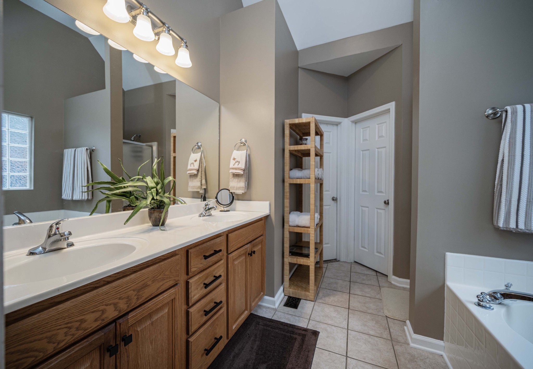 410 Foundry Cir Property Photo 22