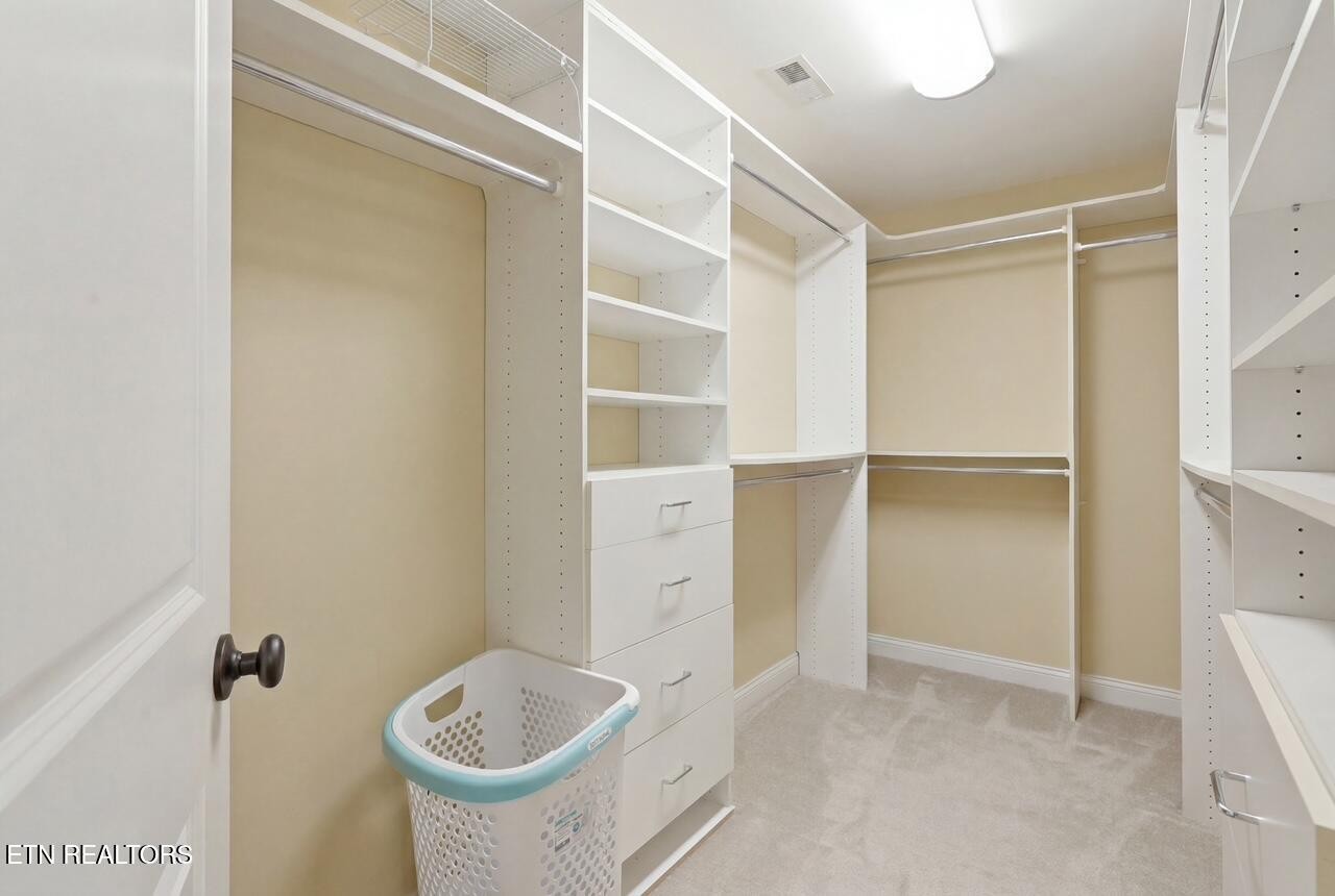 9648 Valley Woods Lane Property Photo 33