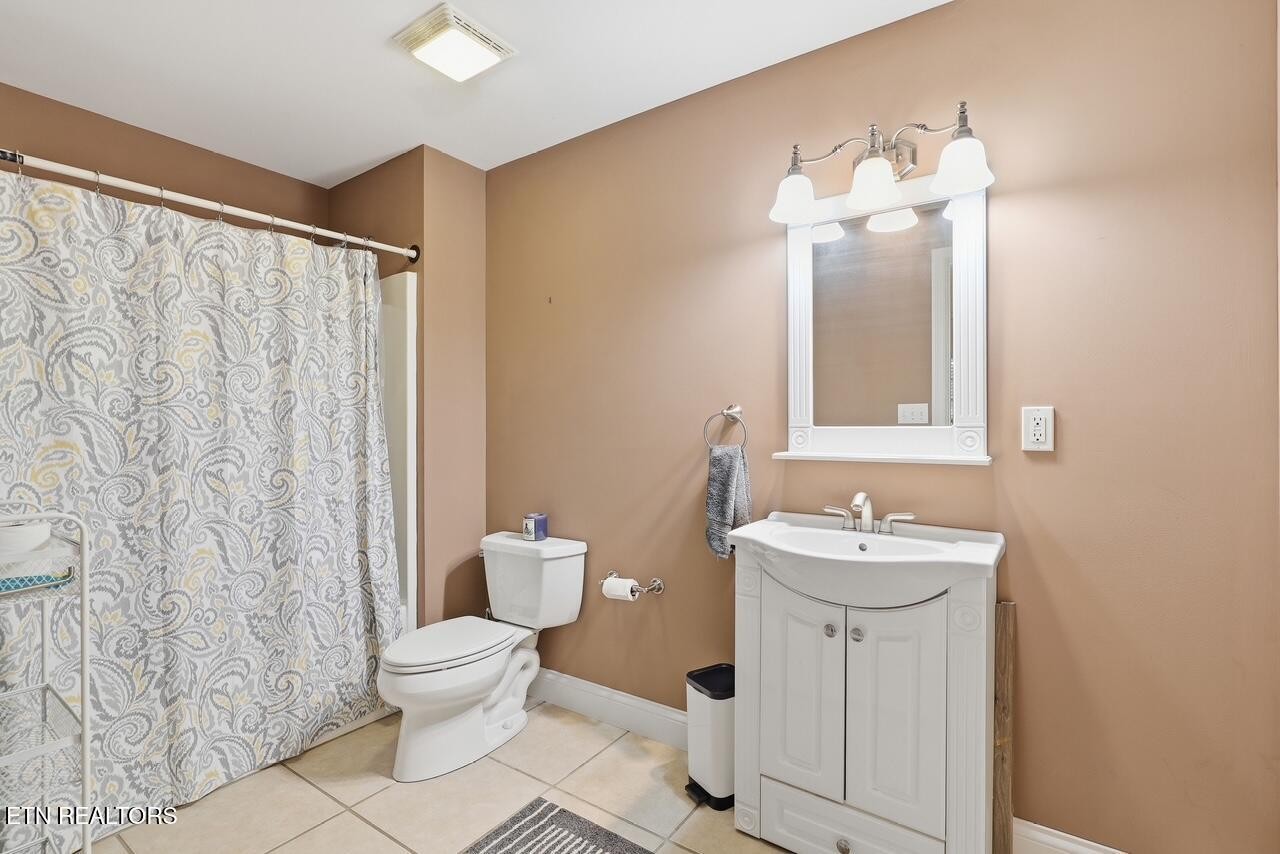 9648 Valley Woods Lane Property Photo 47