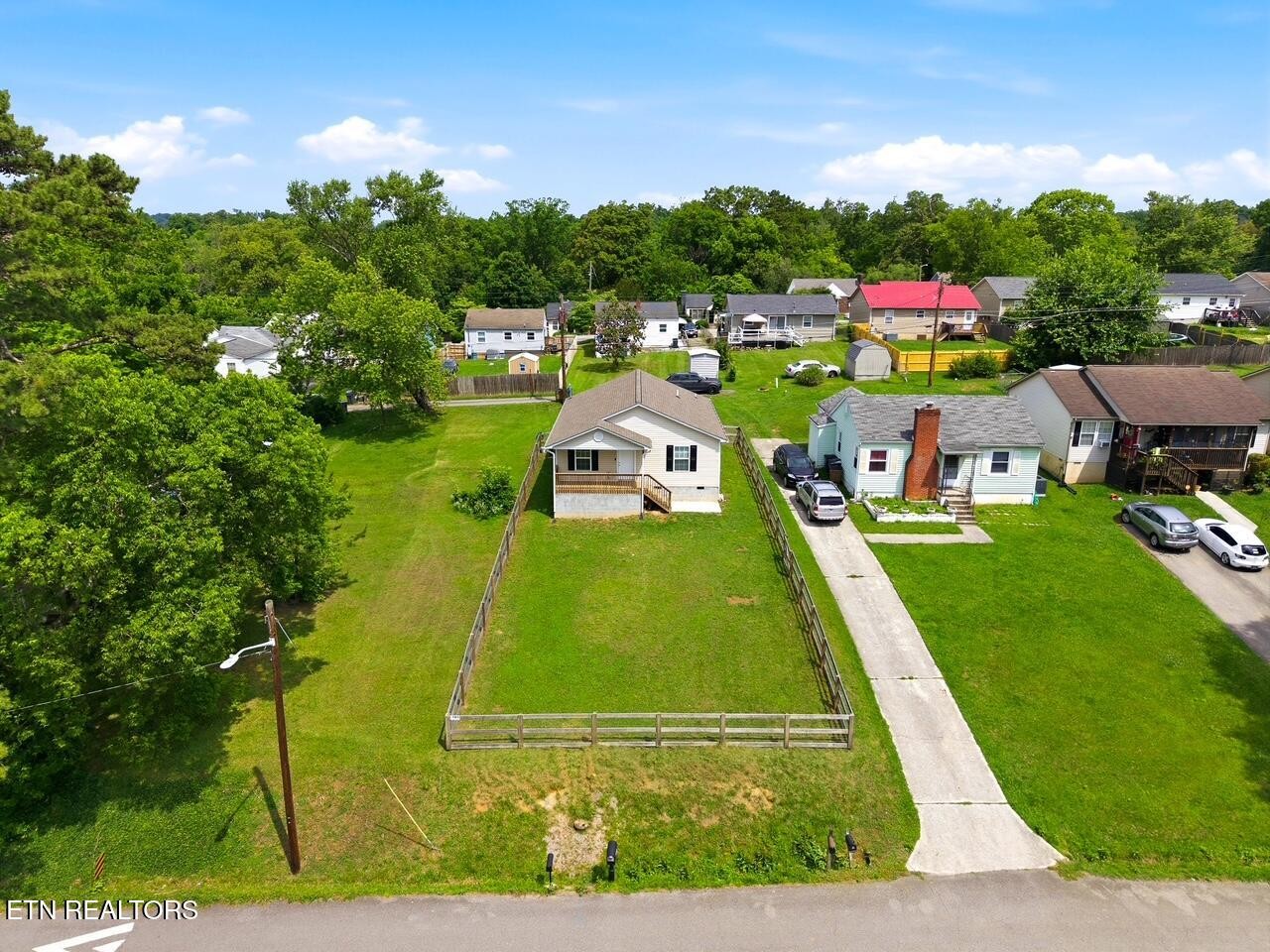 2721 Carson Ave Property Photo 4