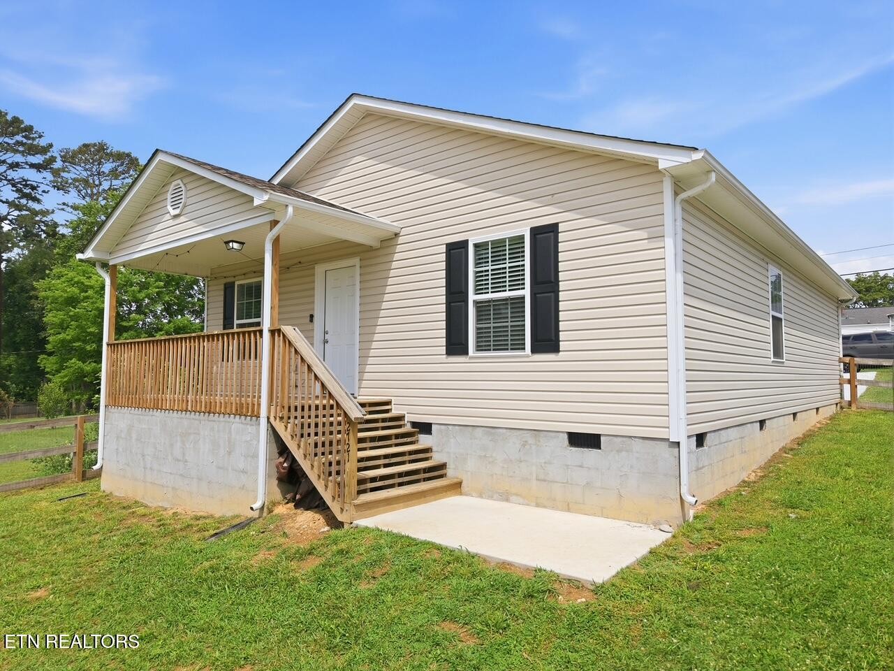 2721 Carson Ave Property Photo 5