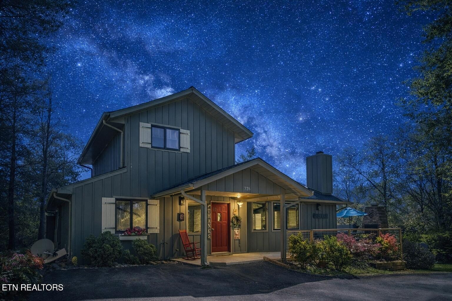 725 Sunshine Tr Property Photo 1