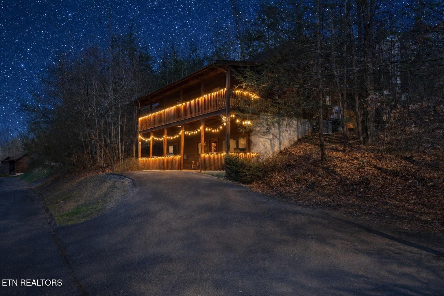 653 Eagles Boulevard Way Property Photo 1