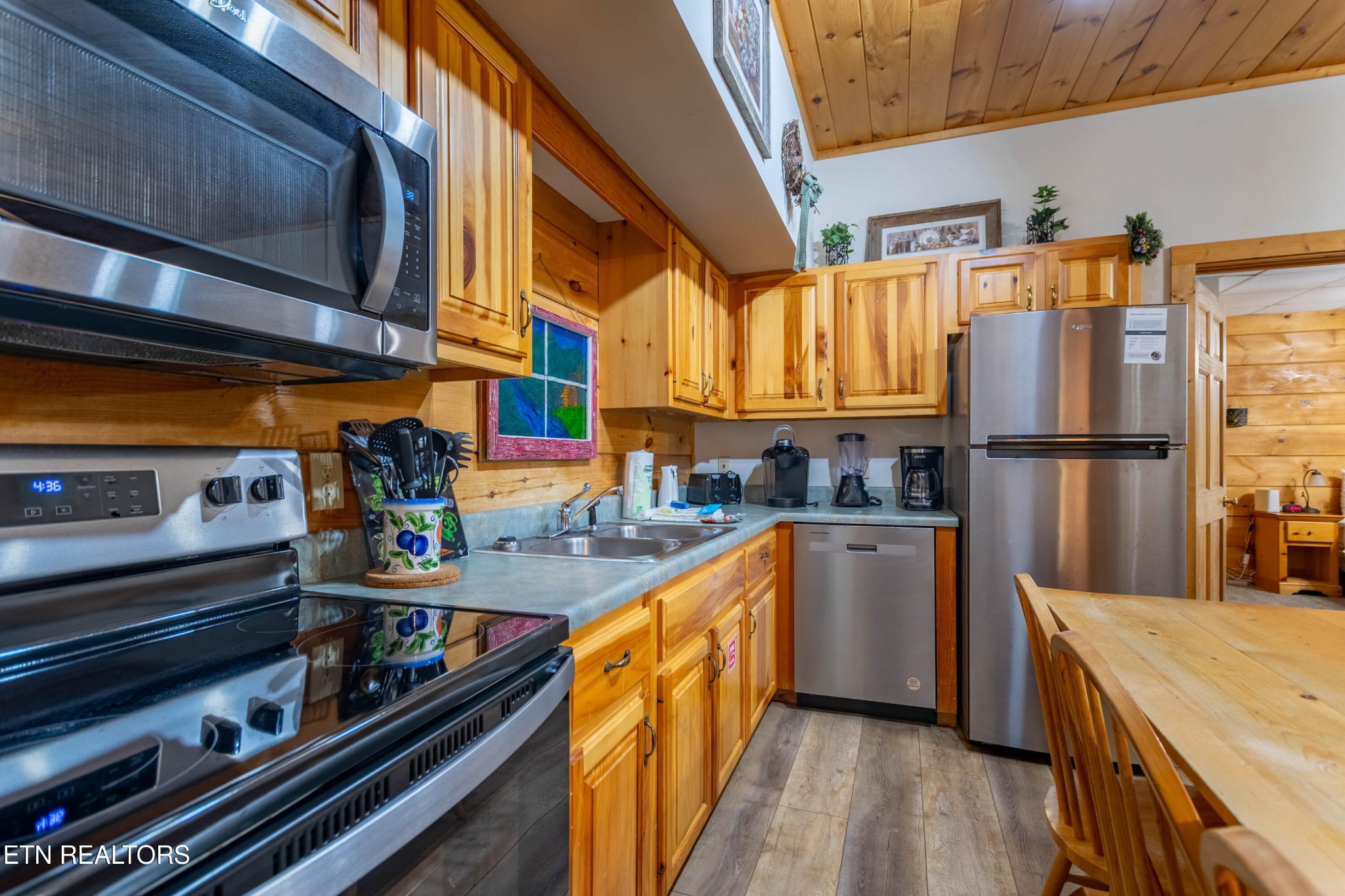 653 Eagles Boulevard Way Property Photo 10