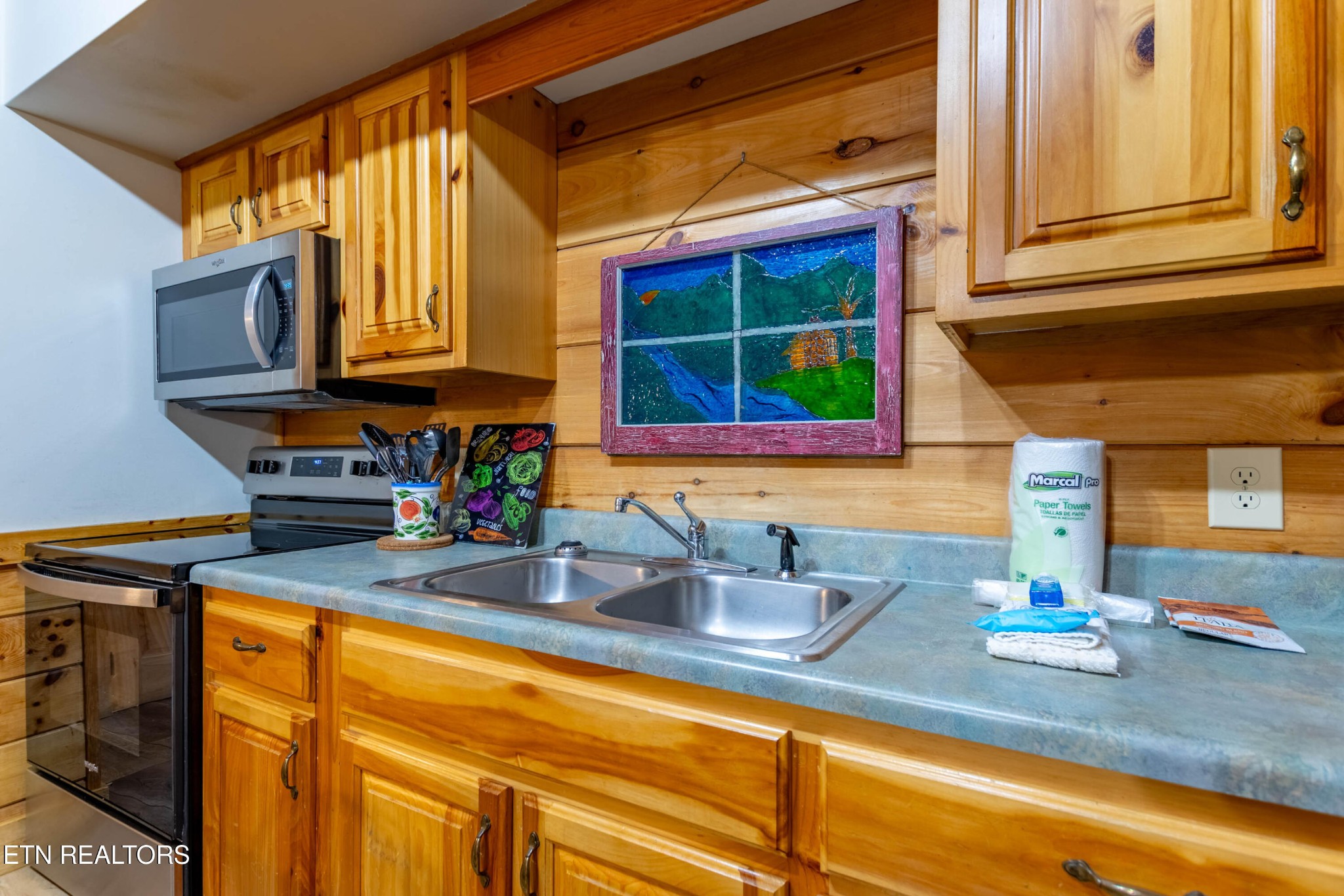 653 Eagles Boulevard Way Property Photo 13