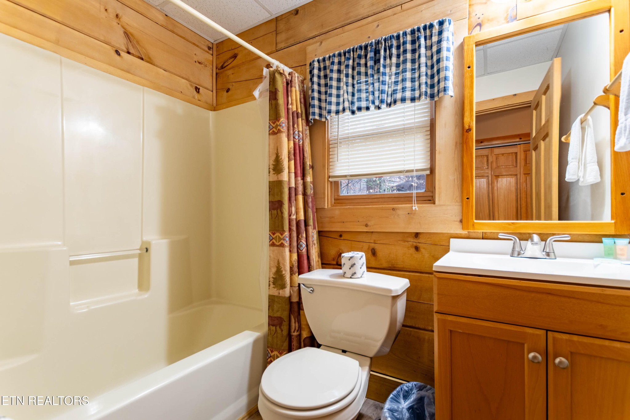 653 Eagles Boulevard Way Property Photo 24