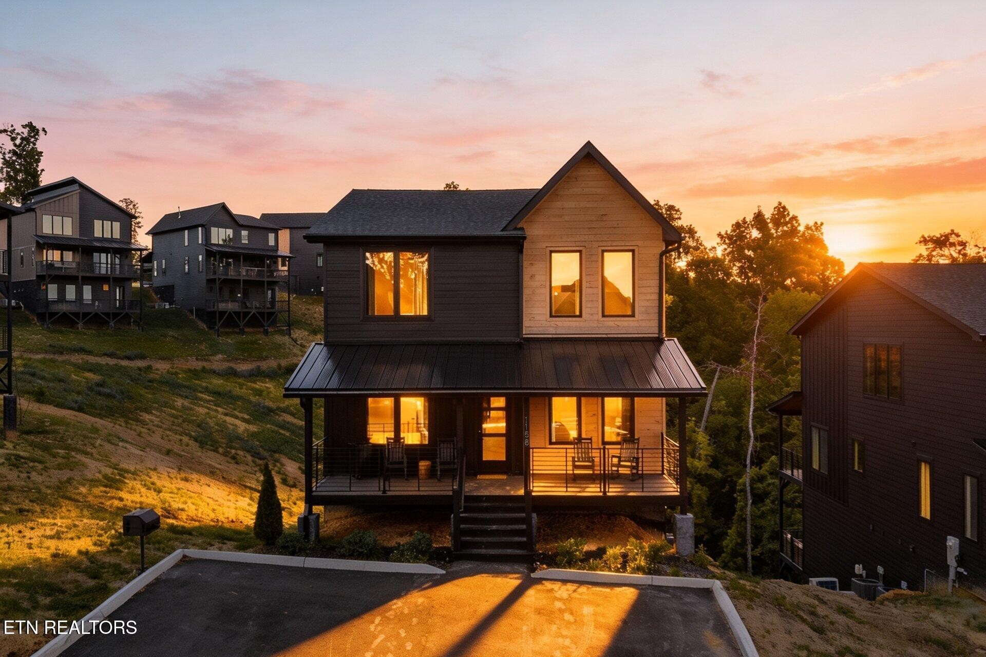 1158 Reedmont Way