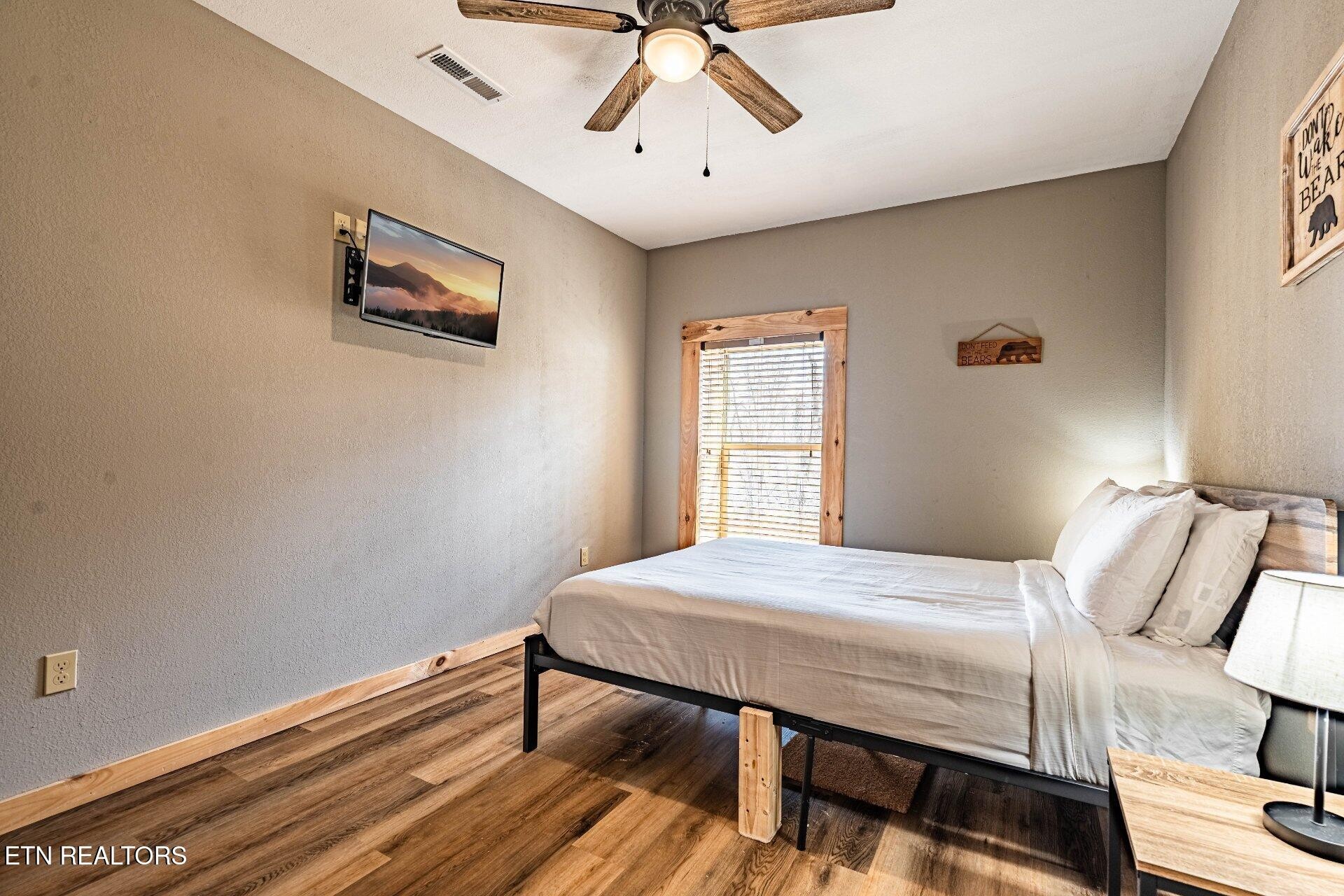 2104 Eagle Feather Drive Property Photo 25