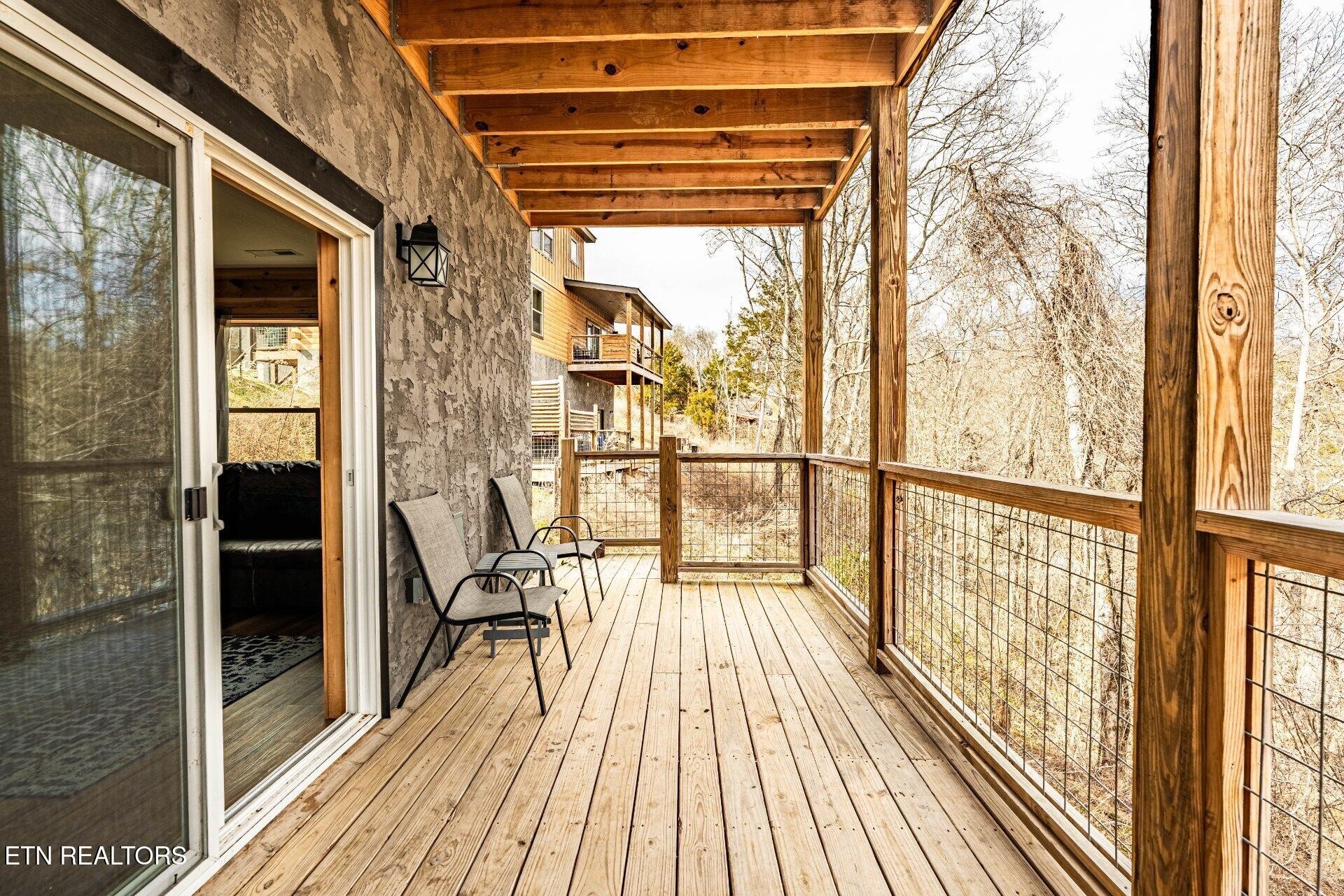 2104 Eagle Feather Drive Property Photo 35