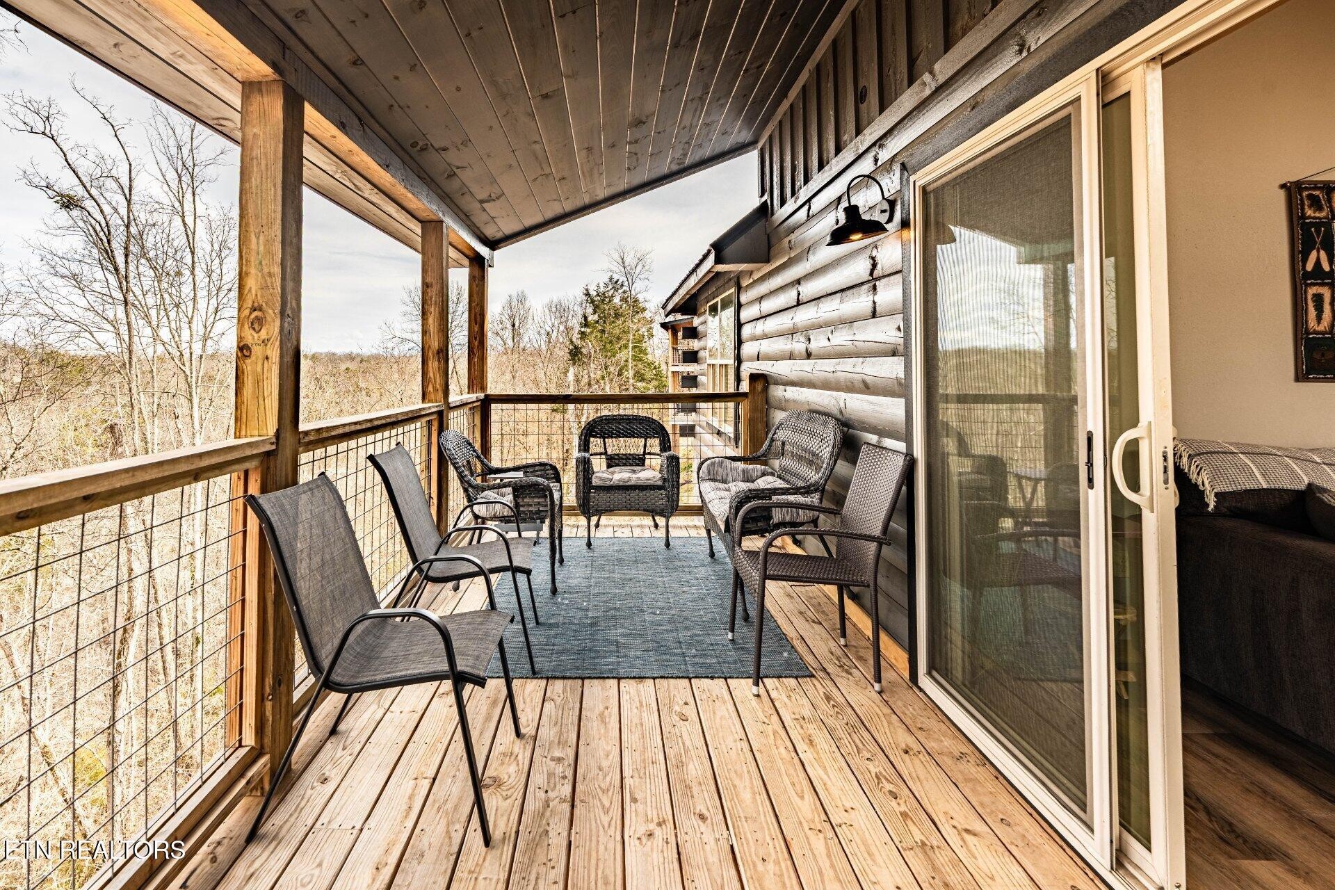 2104 Eagle Feather Drive Property Photo 36