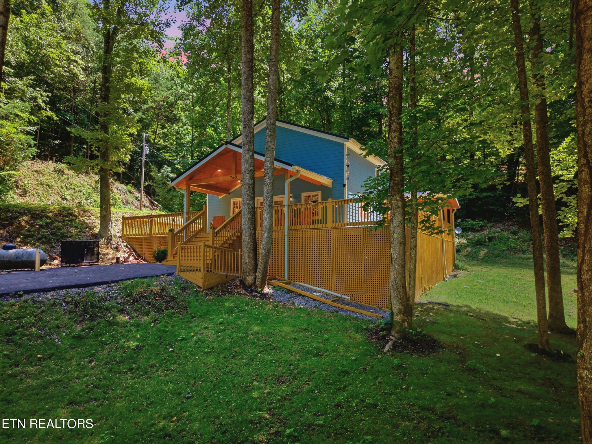 760 Boone Acres Lane Property Photo 5