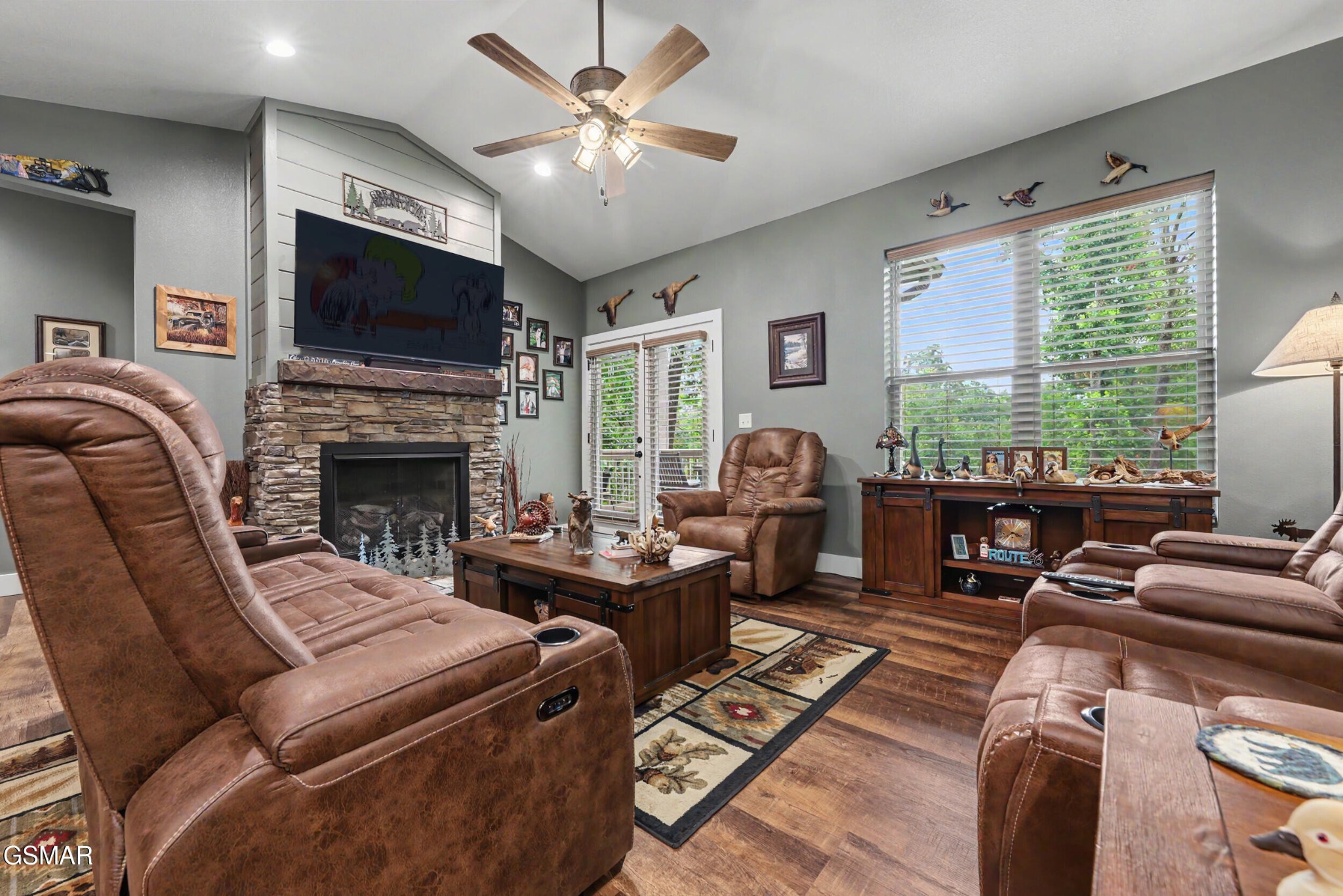 1016 Country Mountain Road Property Photo 6