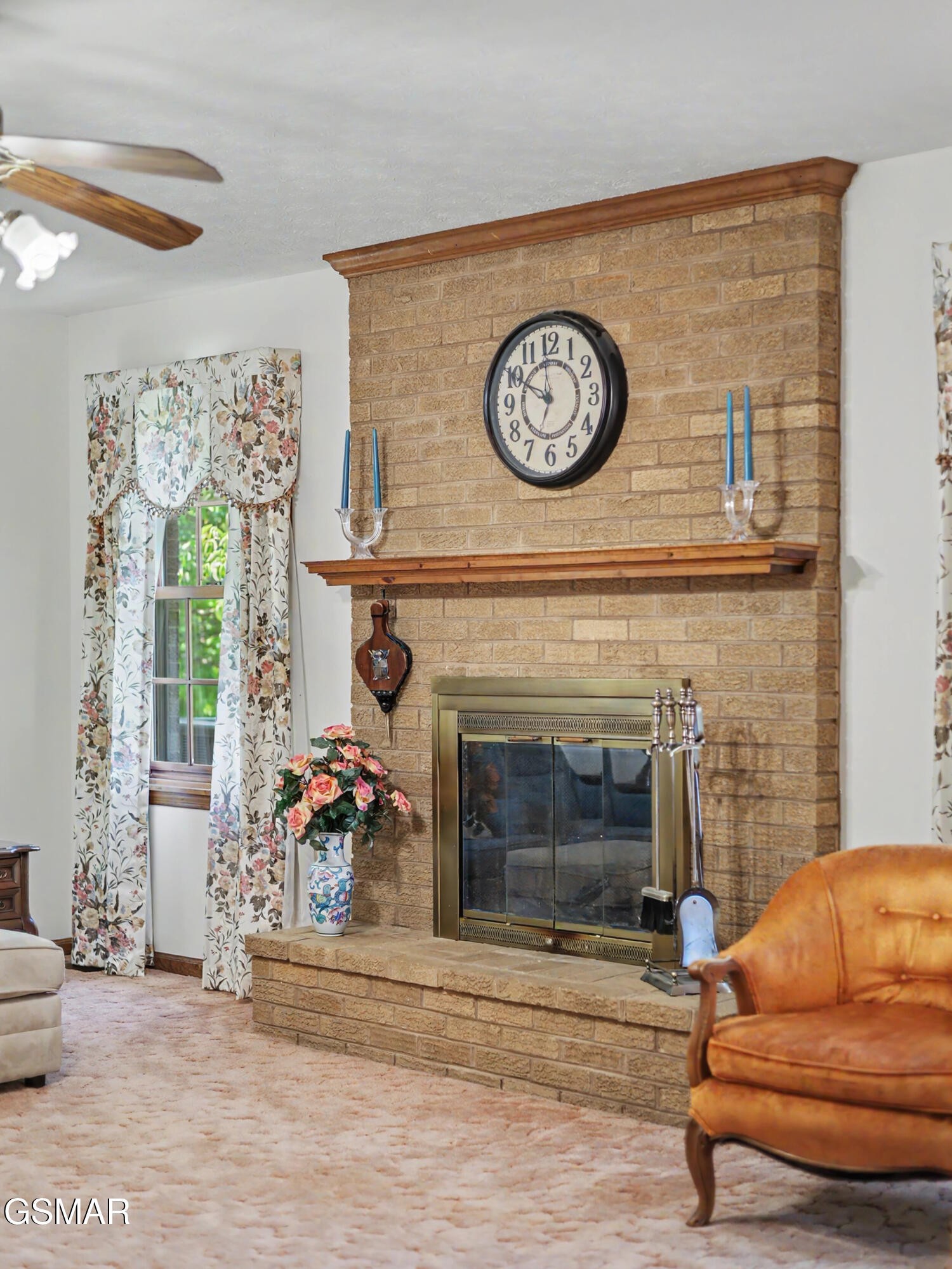 377 Thomas Loop Road Property Photo 11