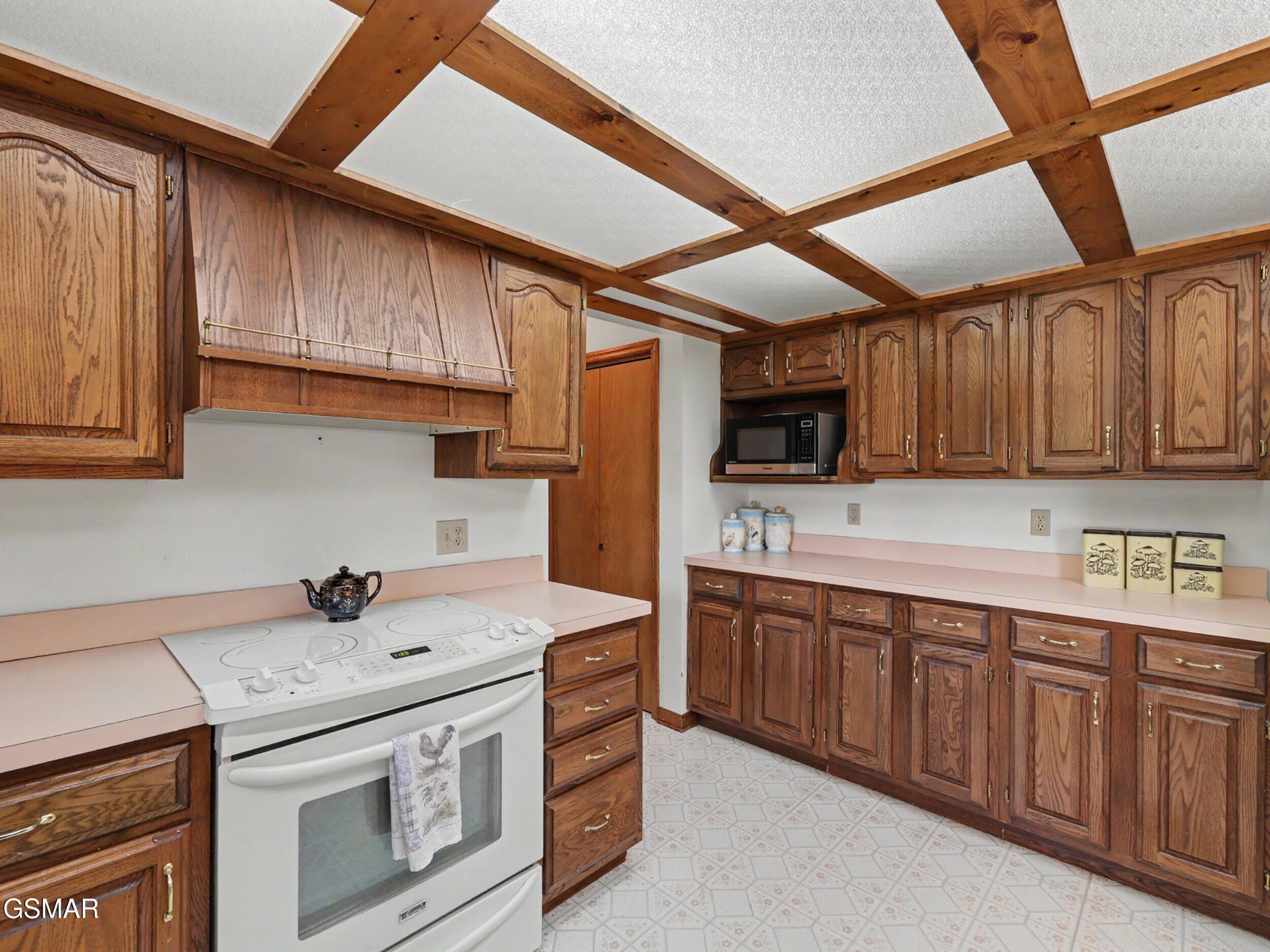377 Thomas Loop Road Property Photo 24