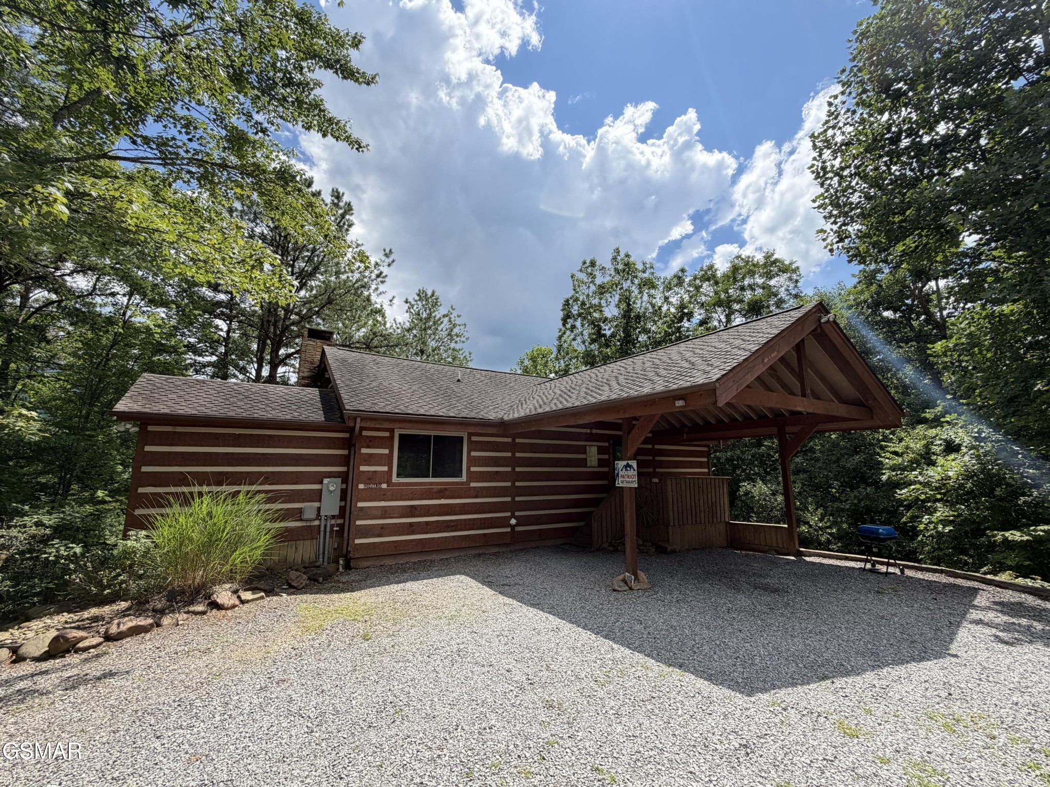 317 Matterhorn Drive Property Photo 1