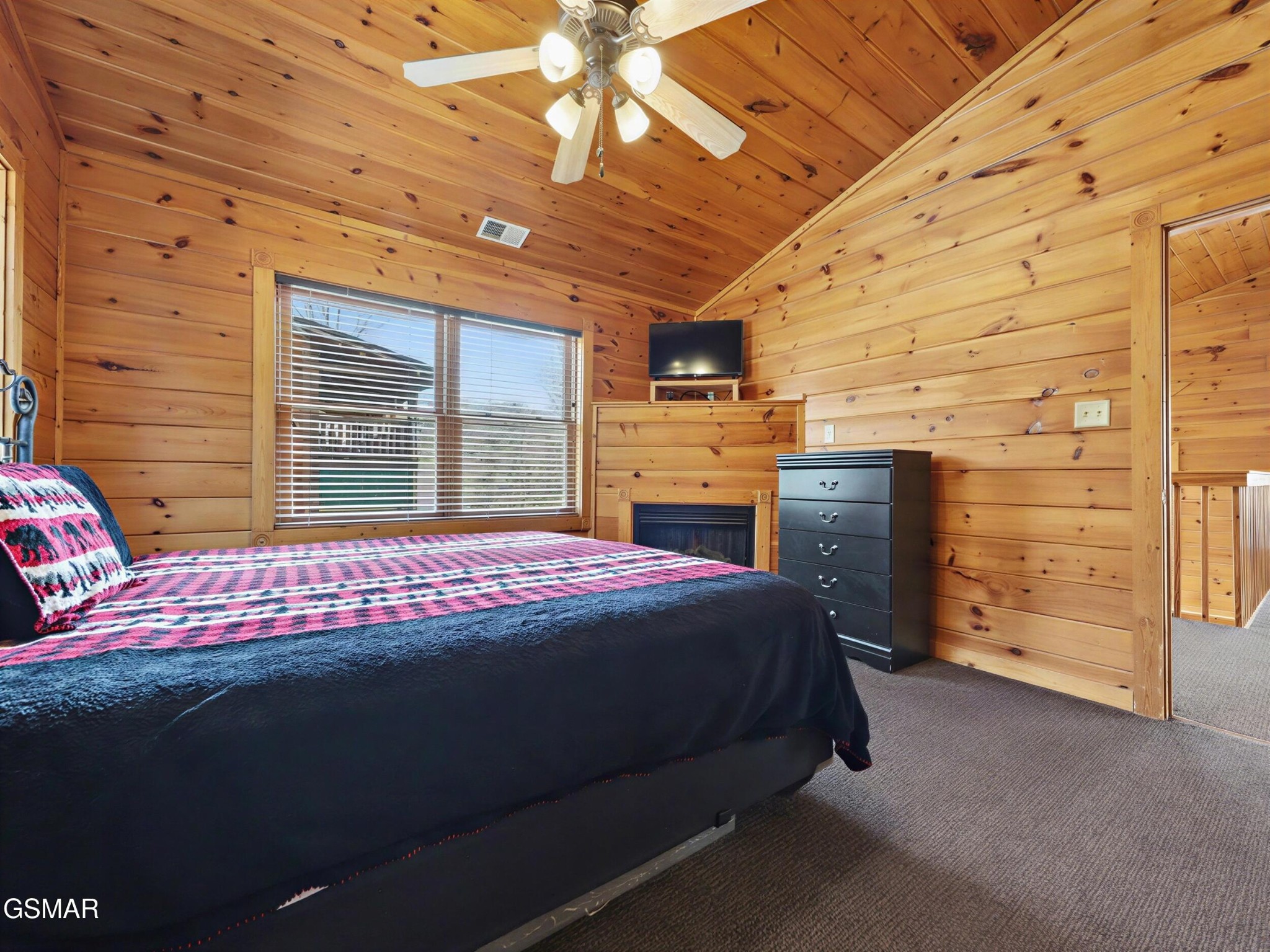 727 Mountain Stream Way Property Photo 13