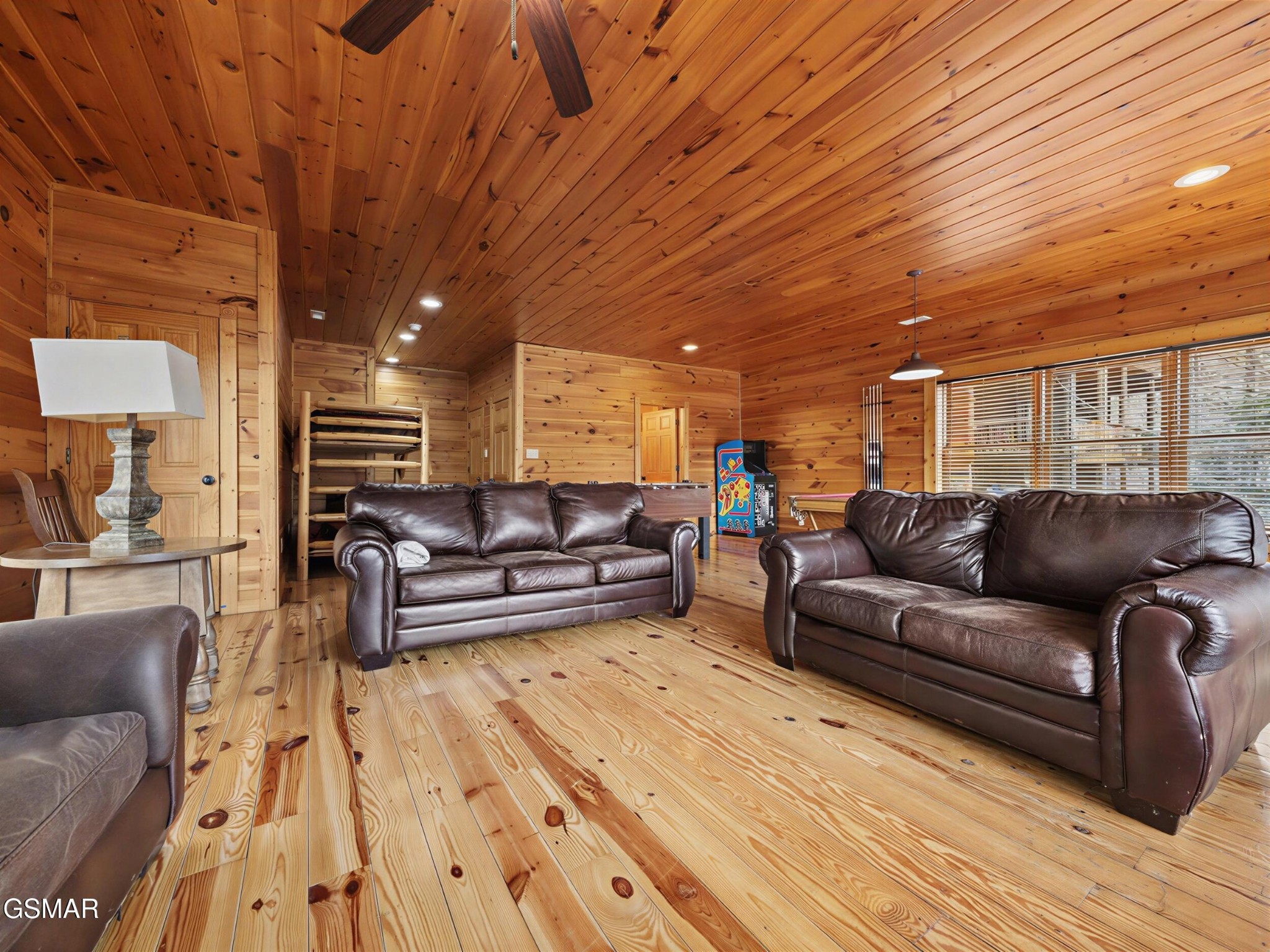 727 Mountain Stream Way Property Photo 24