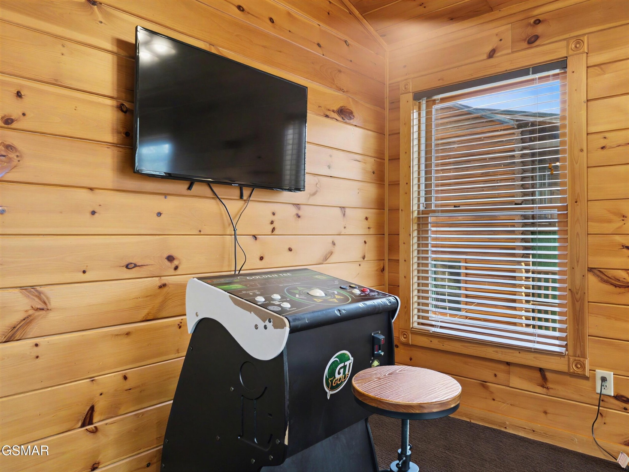 727 Mountain Stream Way Property Photo 40