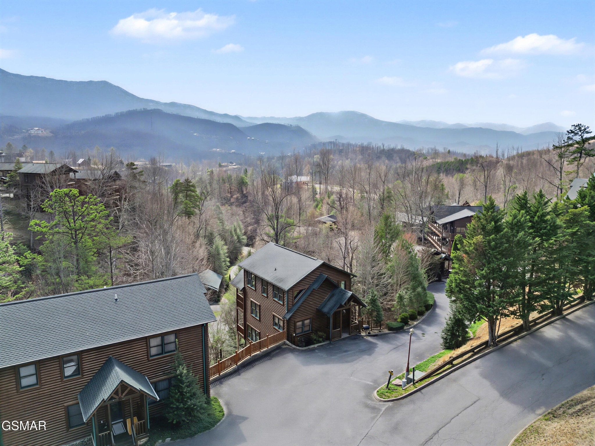727 Mountain Stream Way Property Photo 43