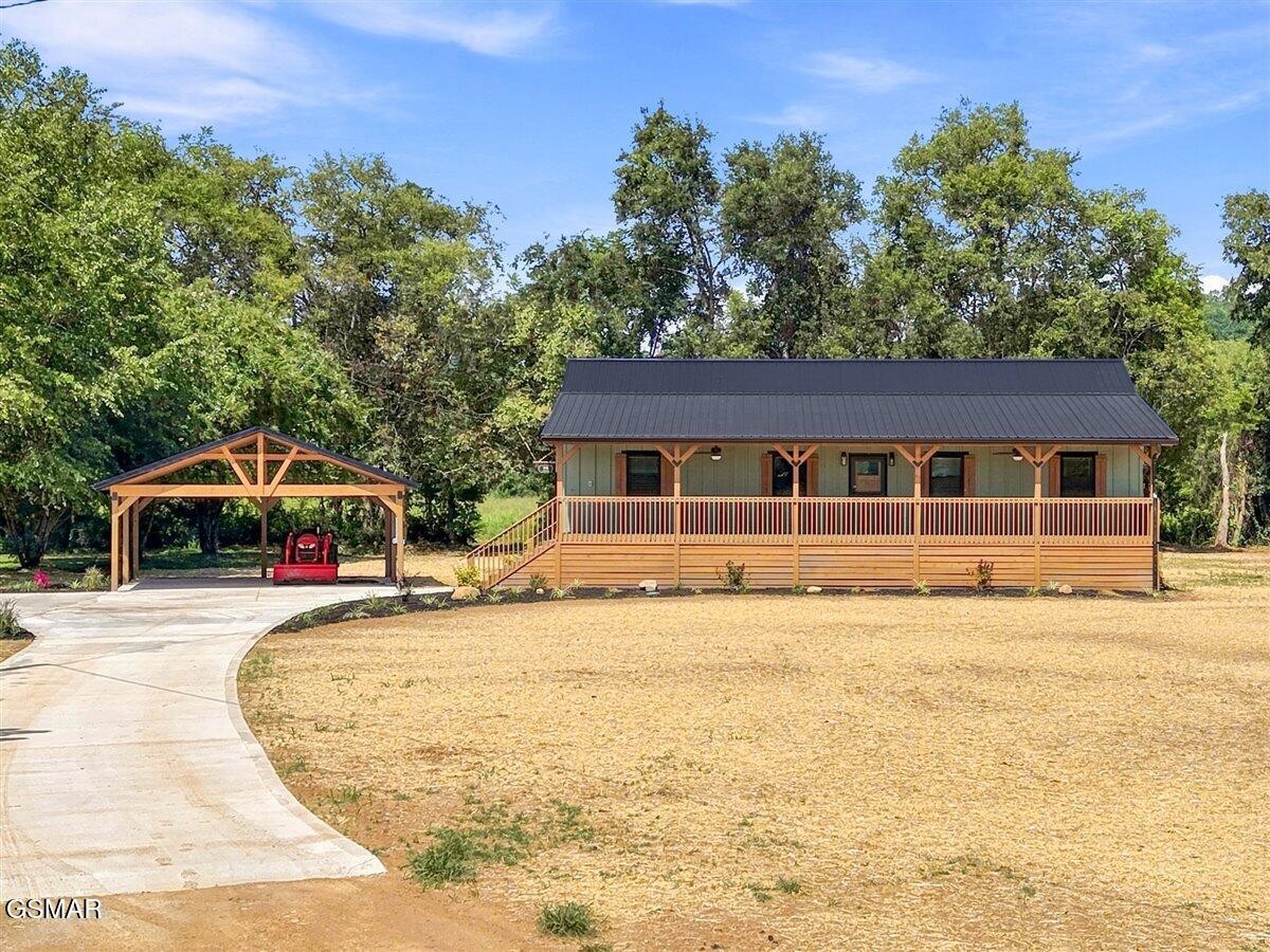 901 Nibor Way Property Photo 1