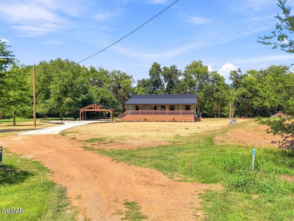 901 Nibor Way Property Photo 4
