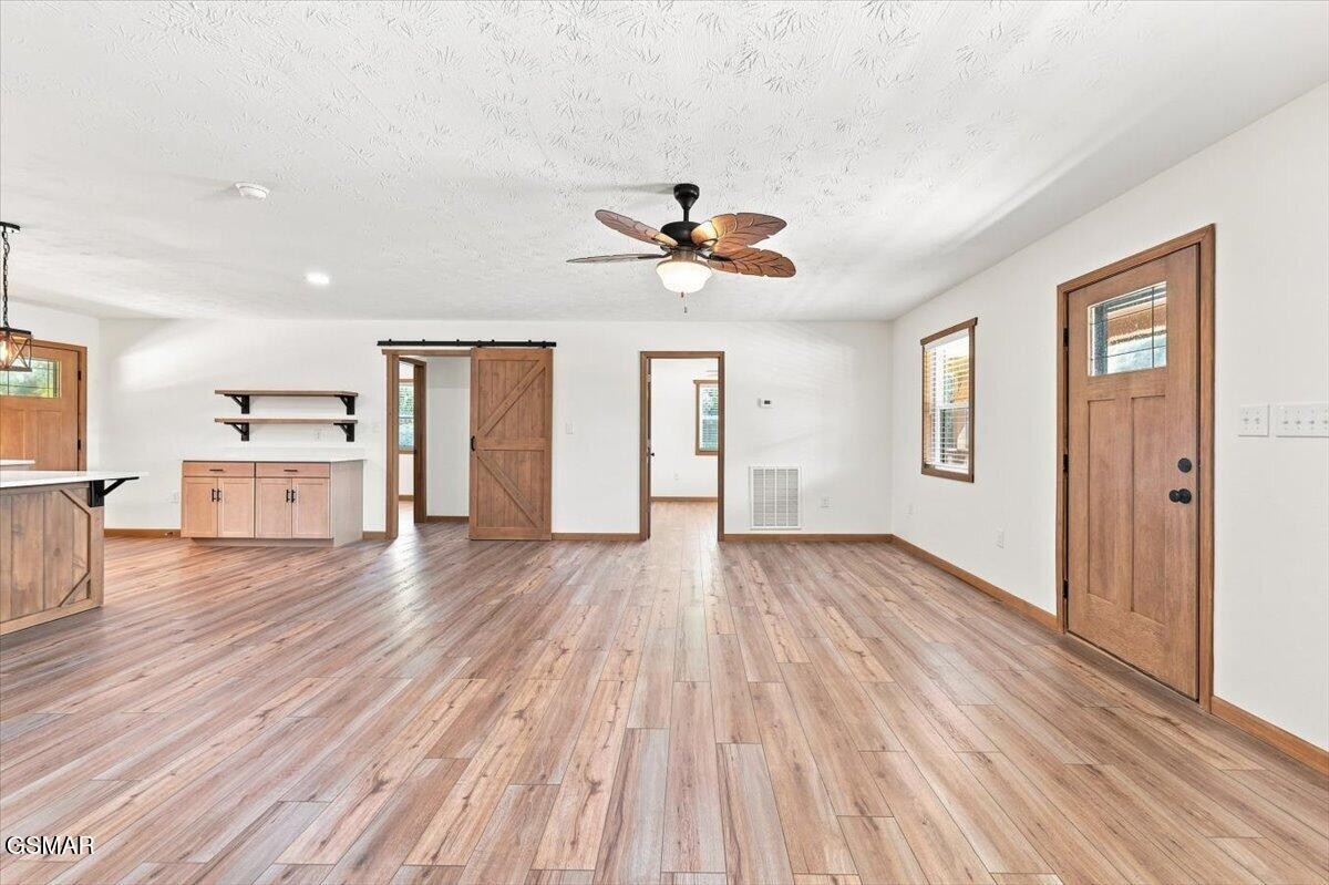 901 Nibor Way Property Photo 17