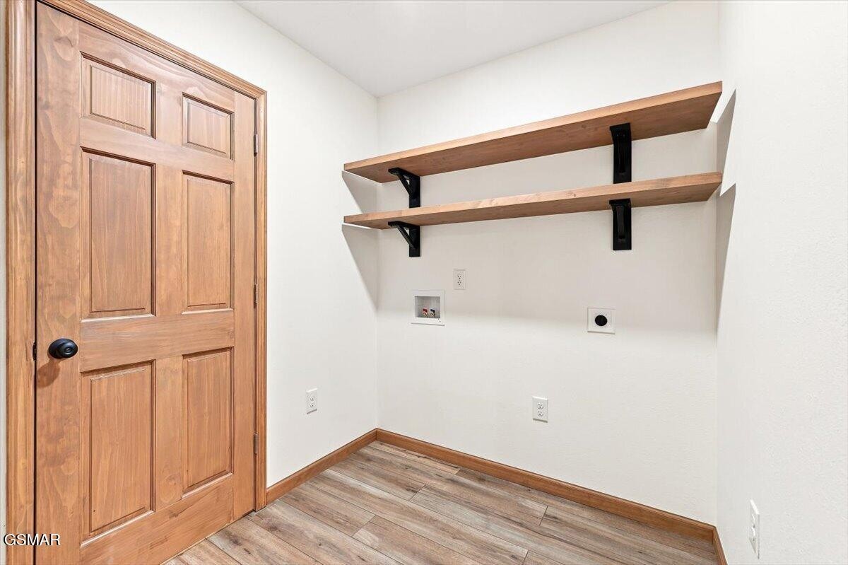 901 Nibor Way Property Photo 36