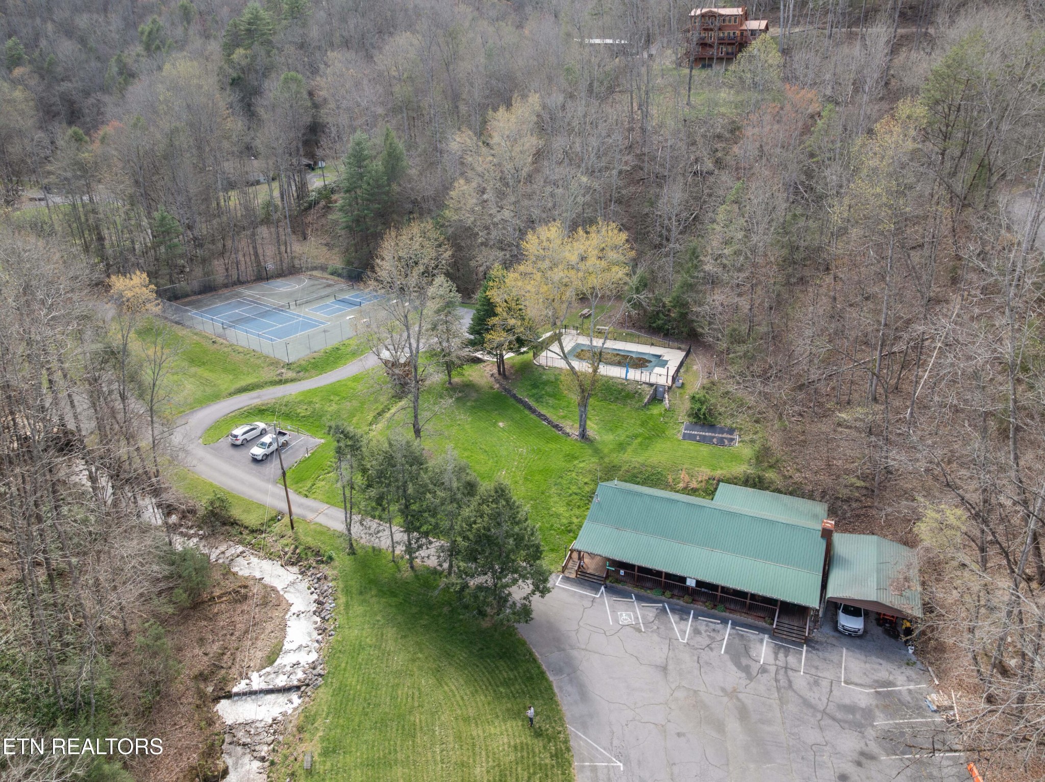 2509 Sunset Drive Property Photo 10