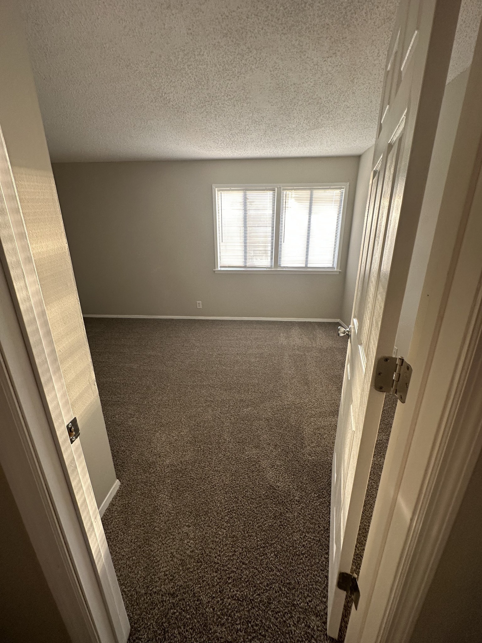1057 Harold Dr Property Photo 11