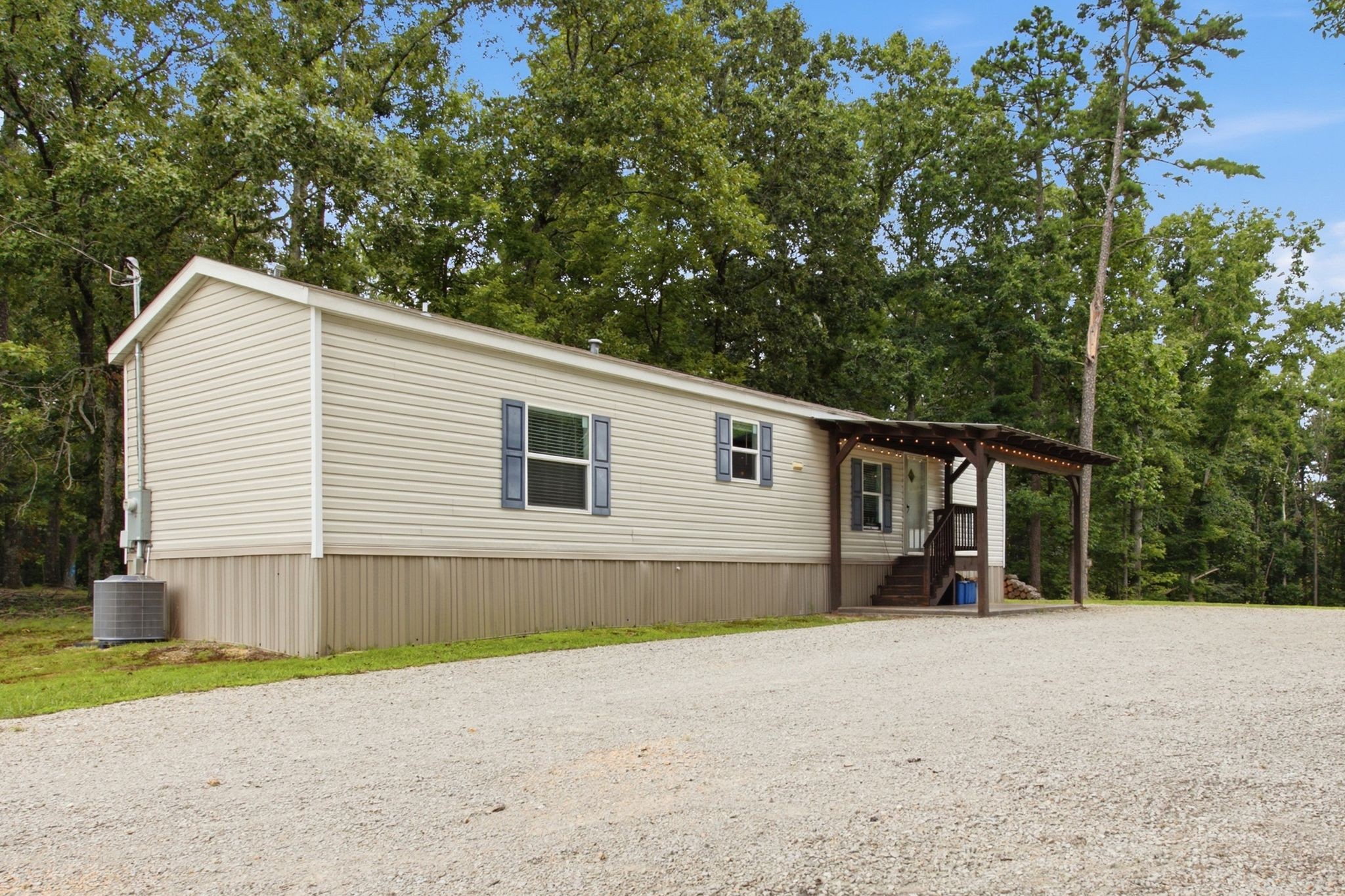 261 Joe Ave Property Photo 4