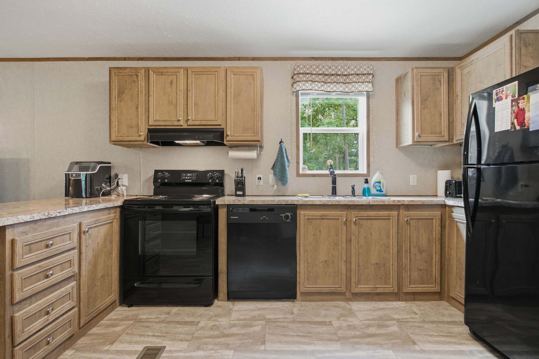 261 Joe Ave Property Photo 10