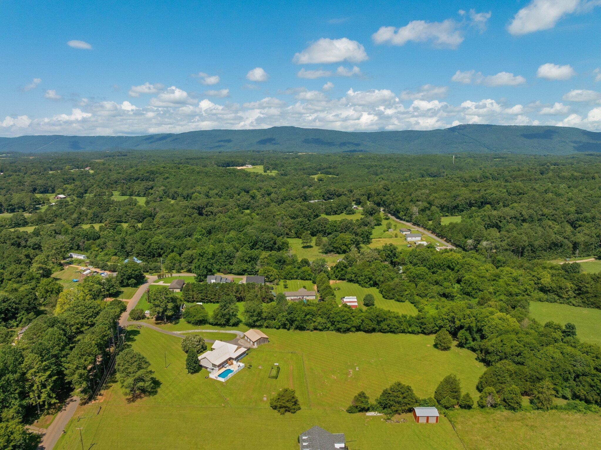 558 Bonds Road Property Photo 6