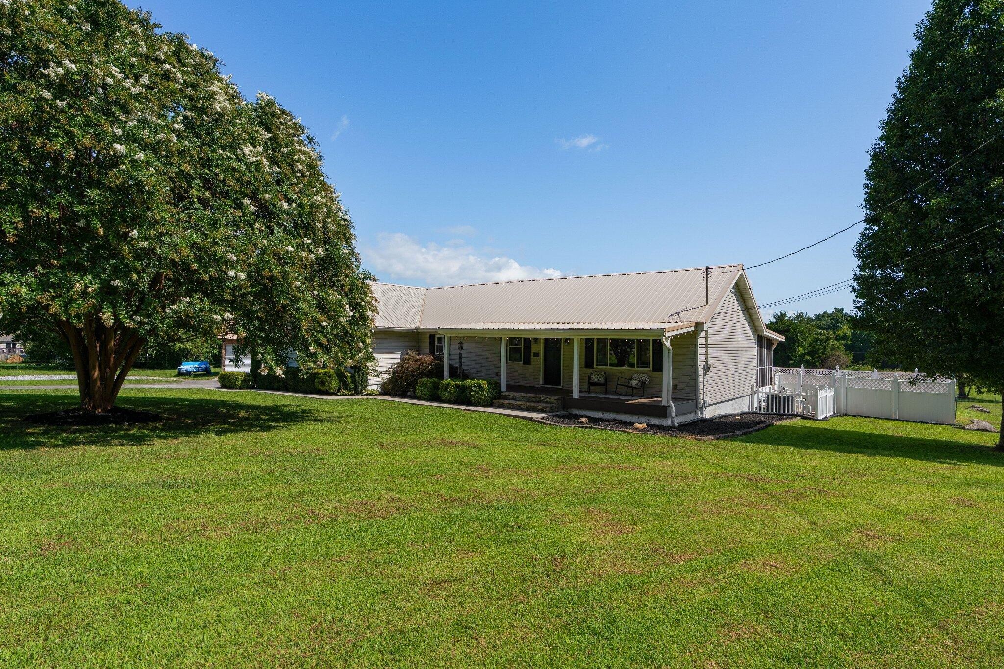 558 Bonds Road Property Photo 11