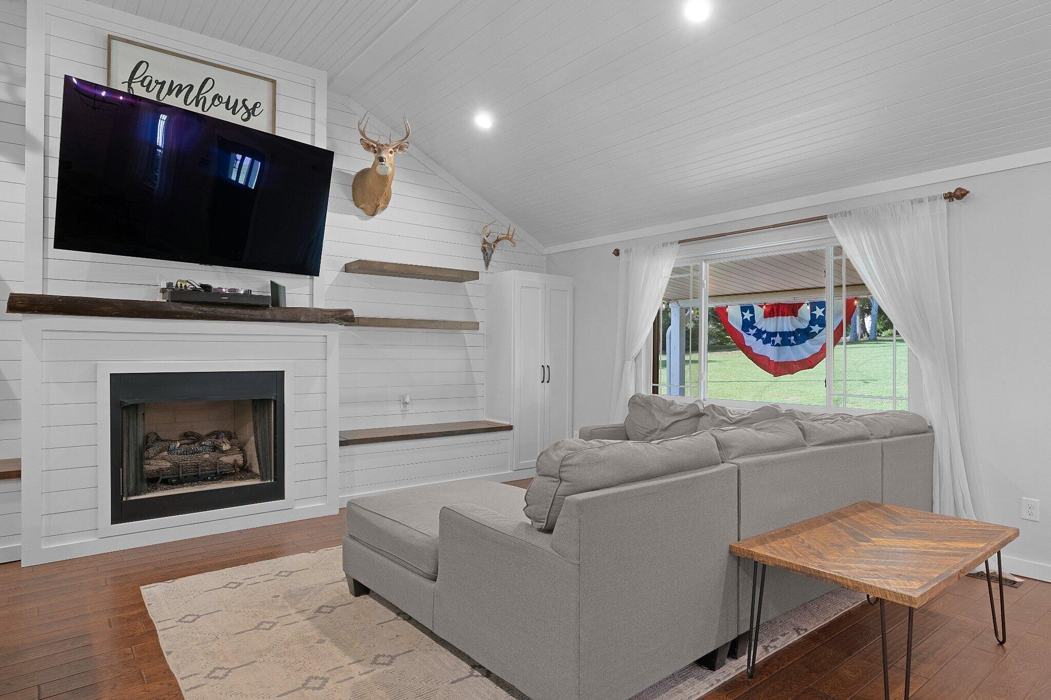 558 Bonds Road Property Photo 17