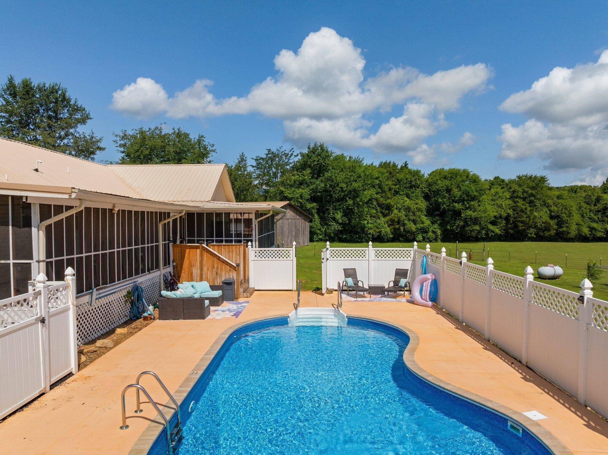 558 Bonds Road Property Photo 56
