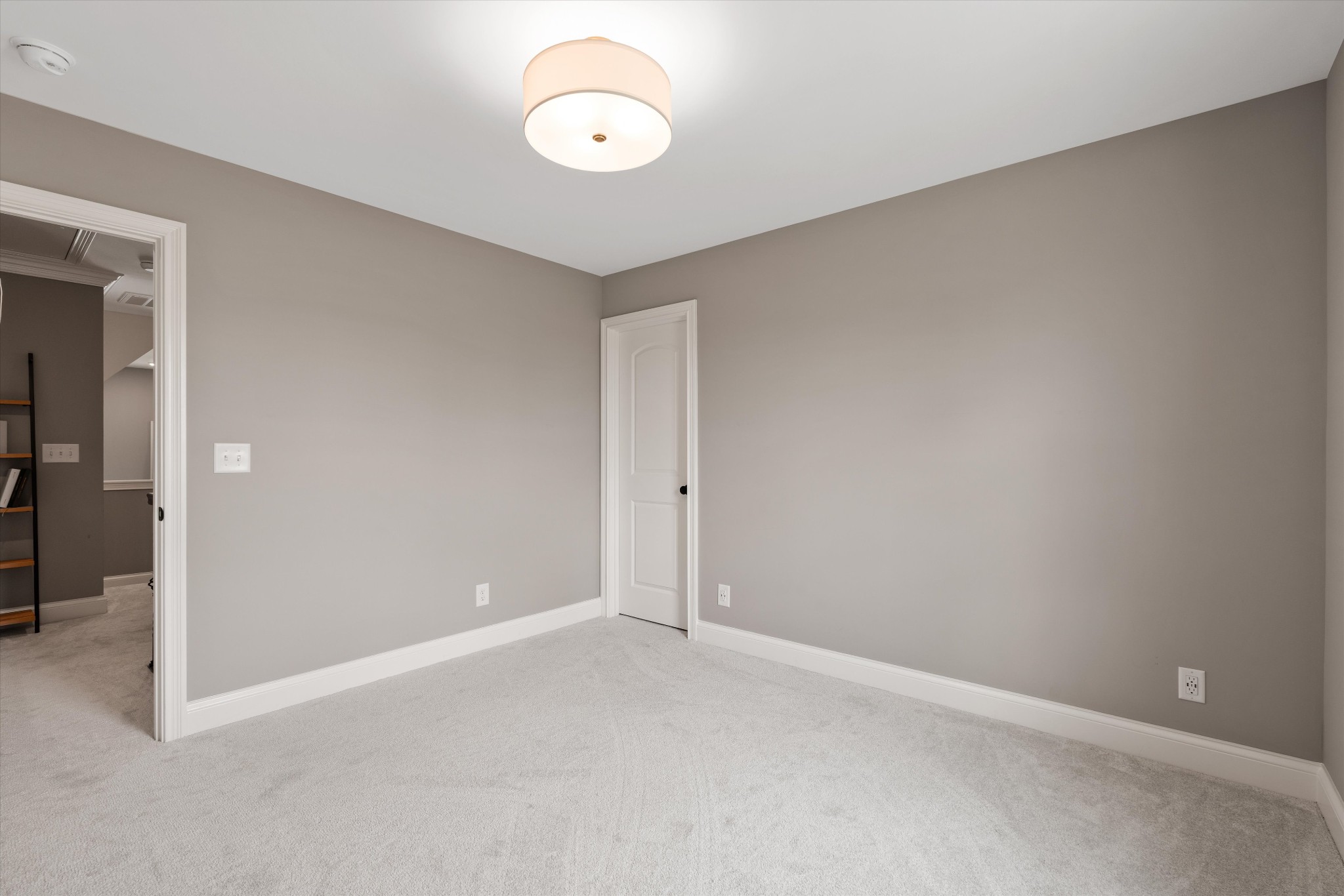 1121 Joe Martin Ln Property Photo 28