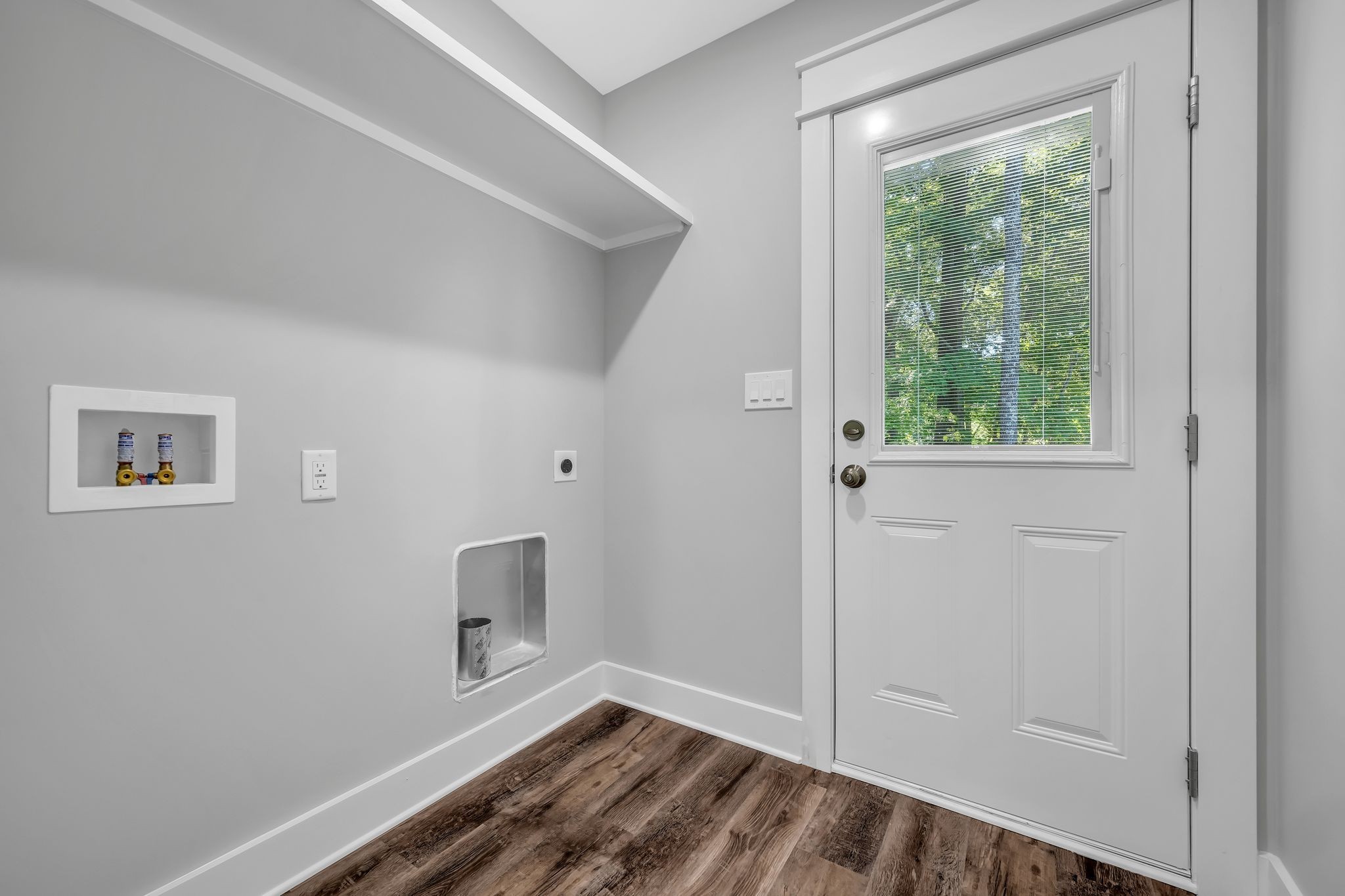 2411 Bell St Property Photo 28