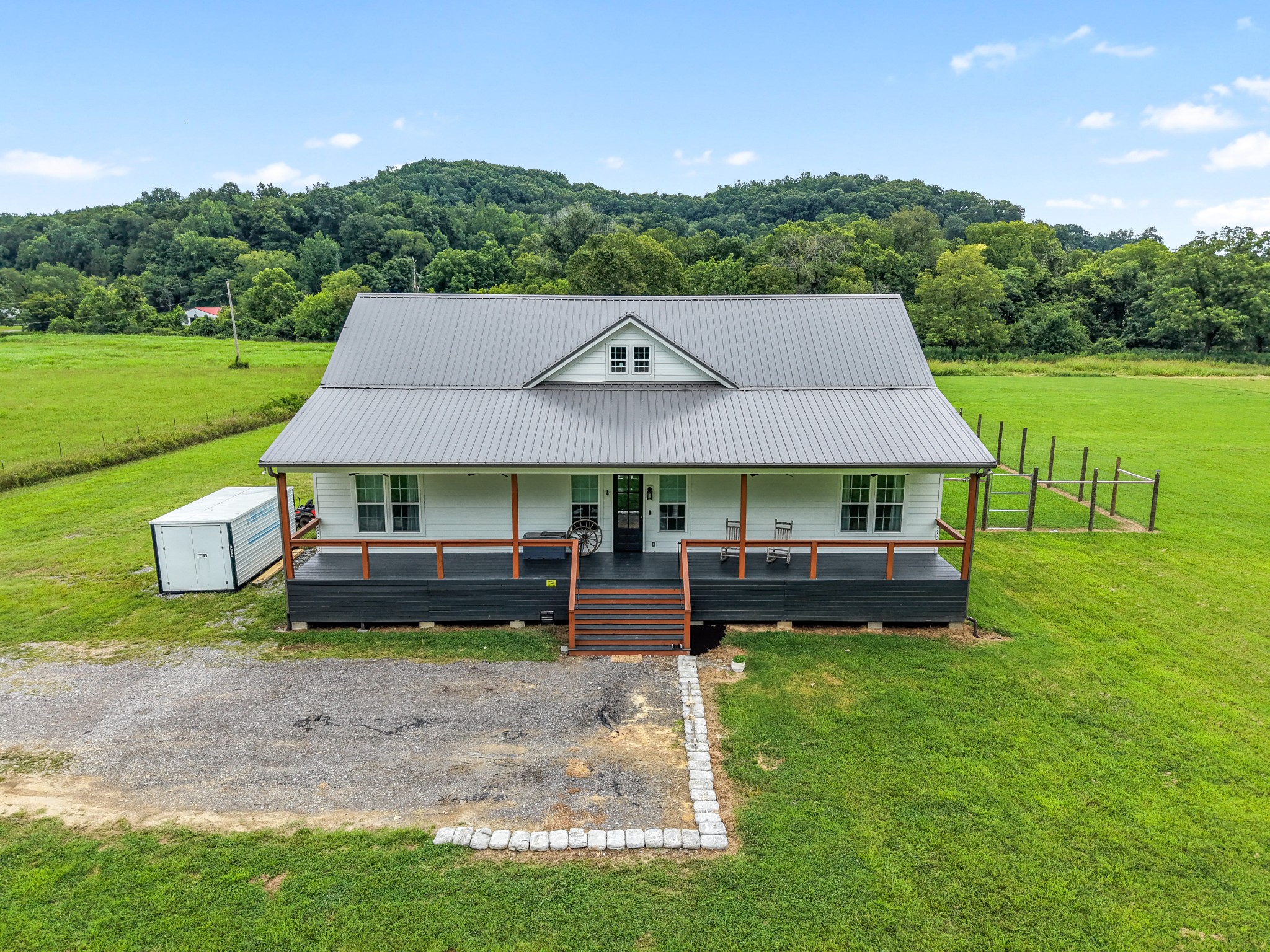 2646 New Hope Rd Property Photo 1